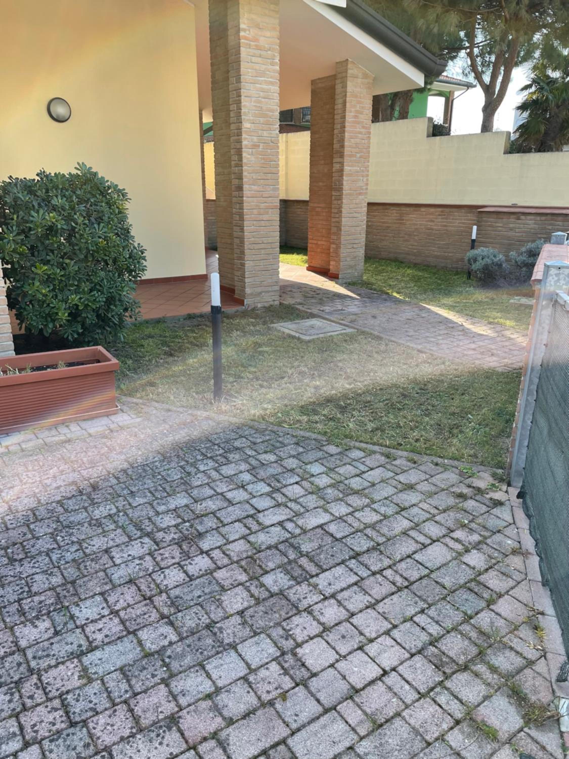 Villino a Lido degli Estensi view 3