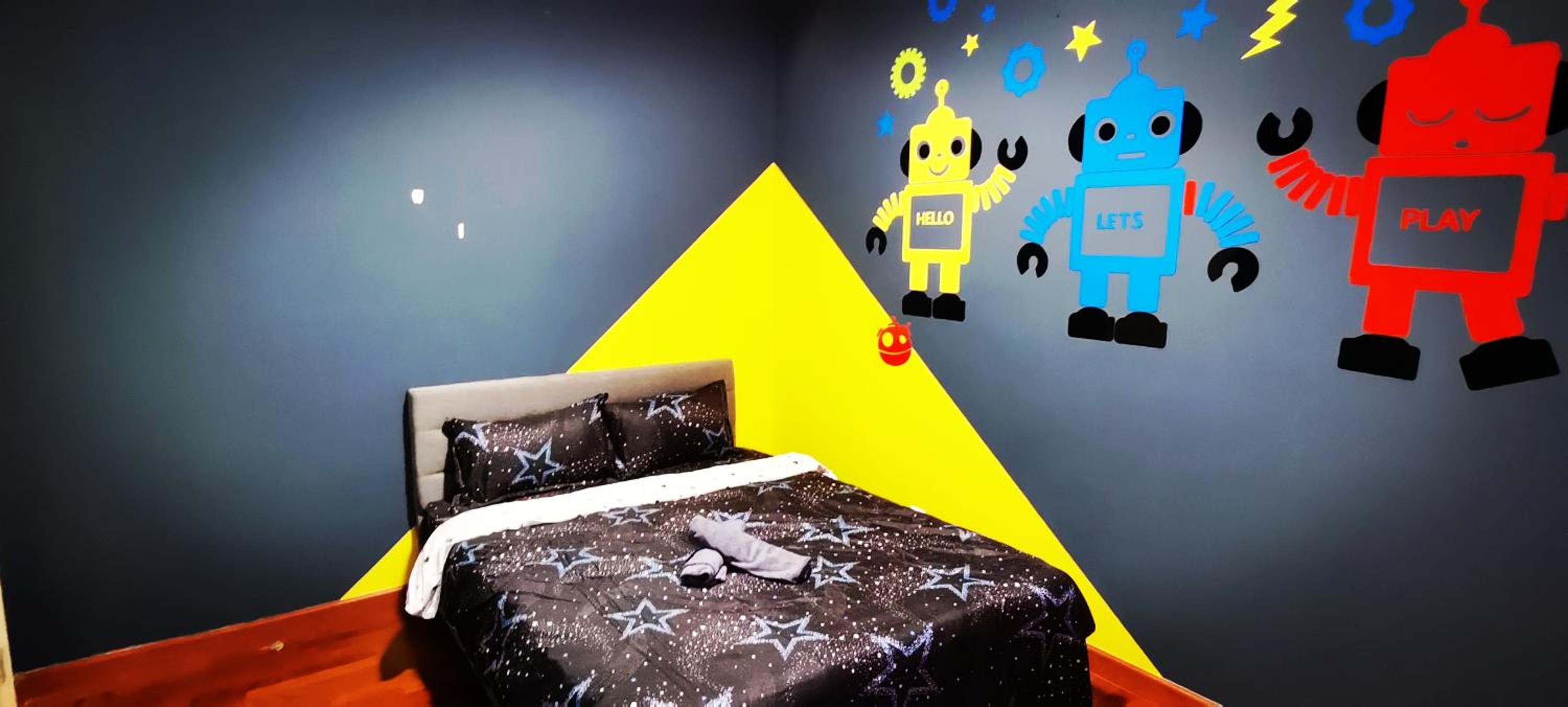 KLCC Amazing Robots Homestay 4Bedrooms (13pax)