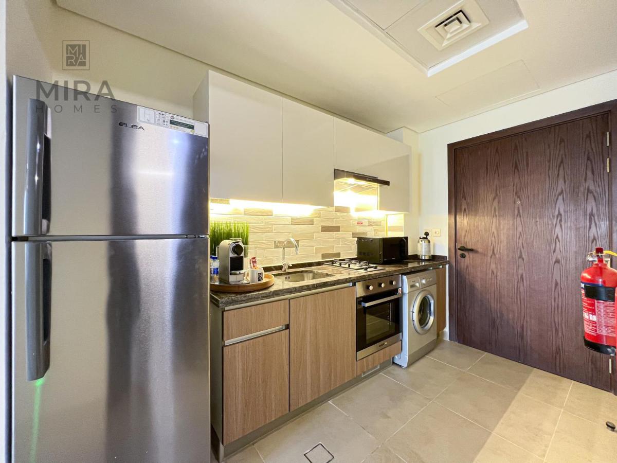 Mira Holiday Homes - Serviced studio with balcony