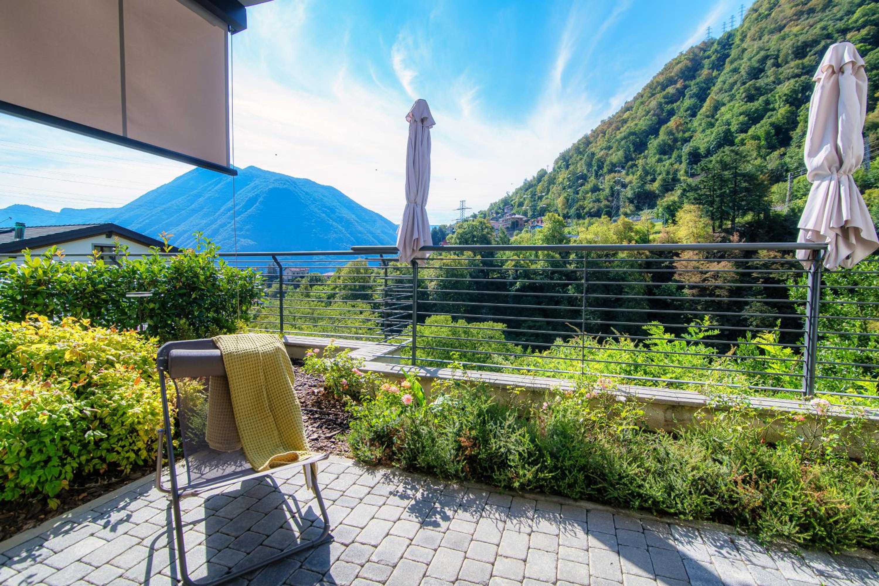 JOIVY Luxury flat & Lake Como view photo 5