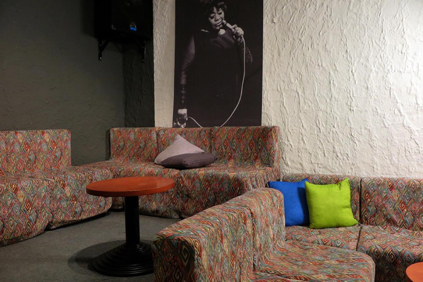 lounge