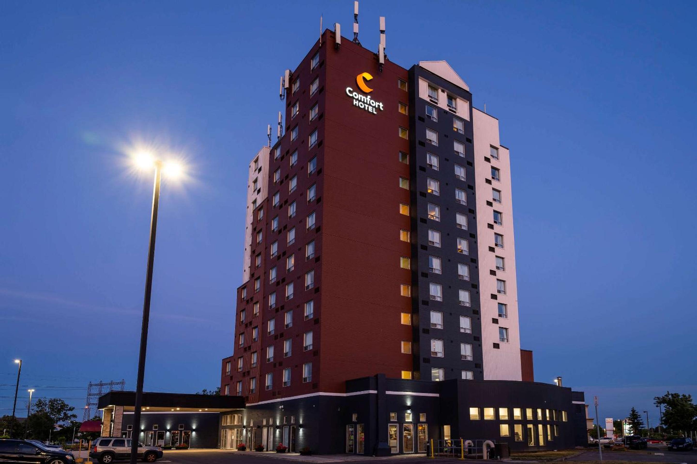 Comfort Hotel Airport North-0