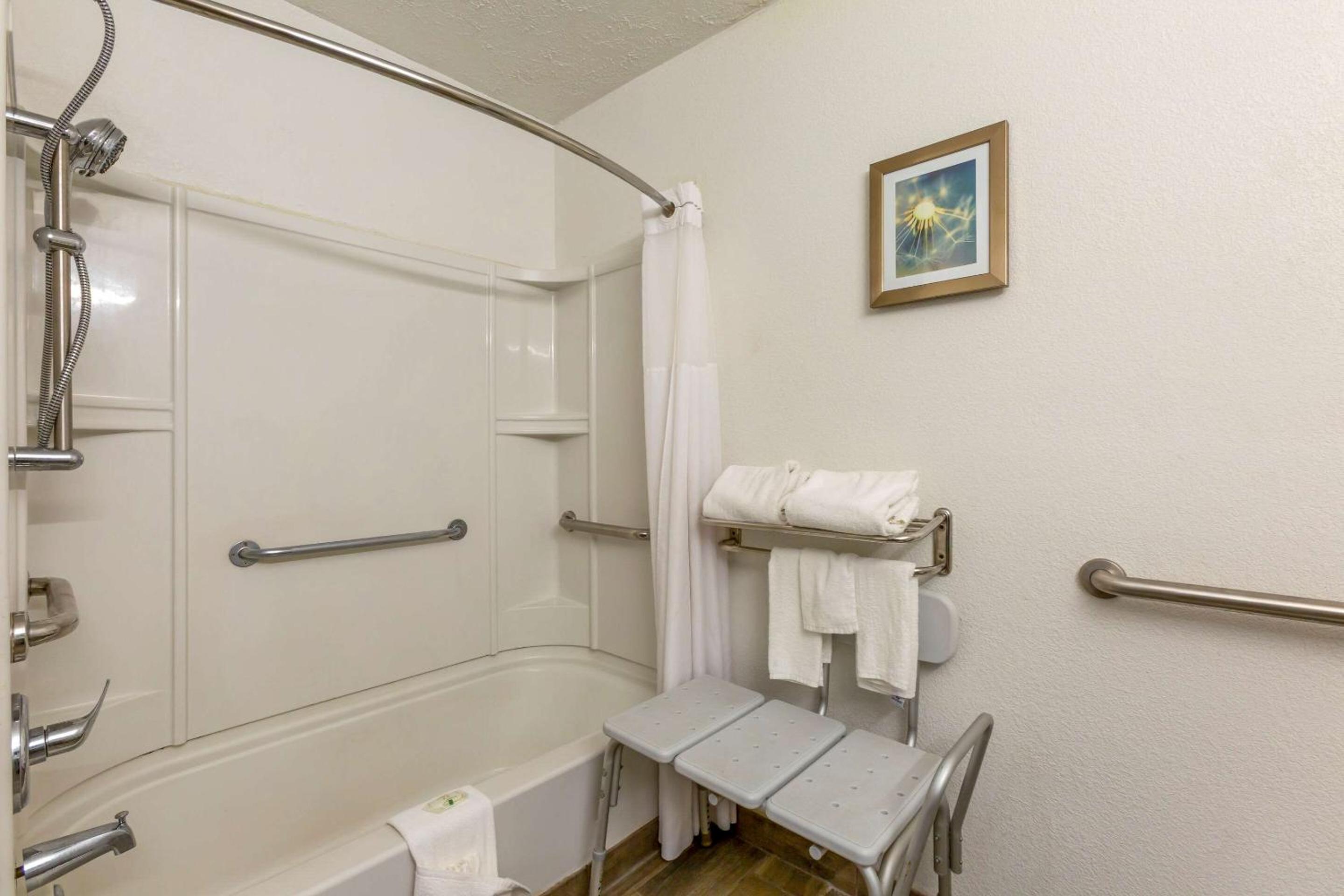 Quality Inn Alexis Rd, 사진 13