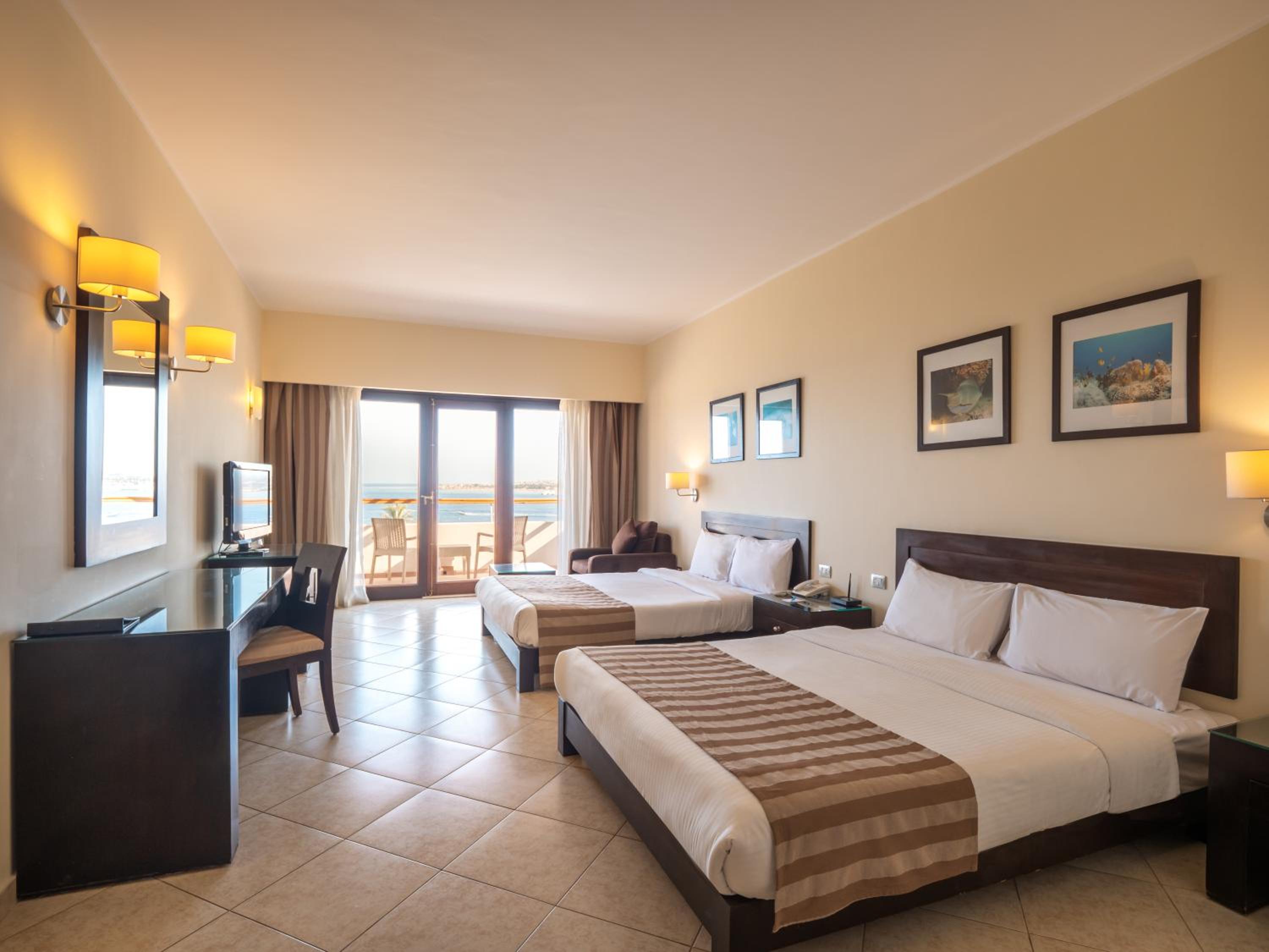 Fort Arabesque Resort, Spa & Villas