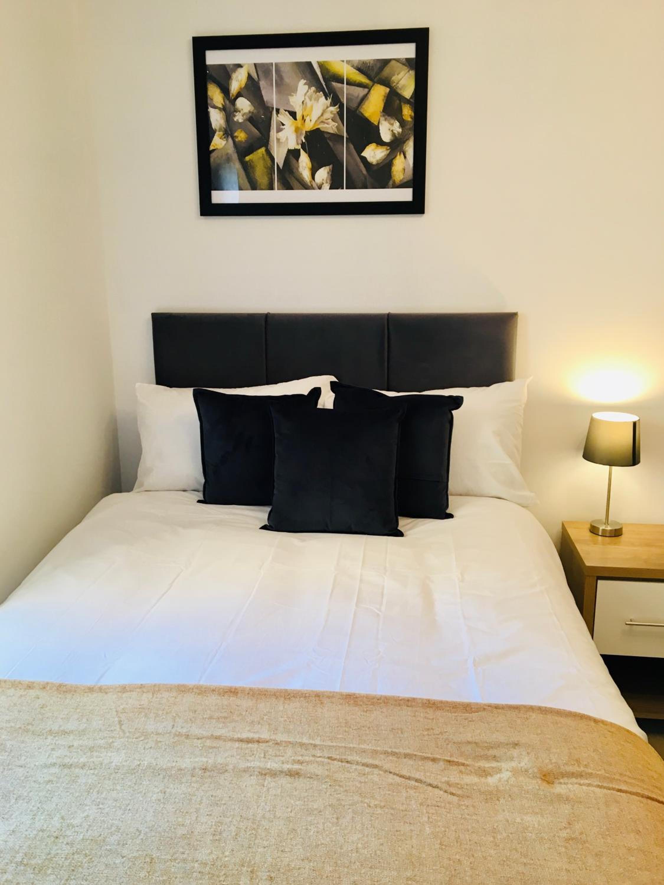 VIPAbodes at Woking Central view 5