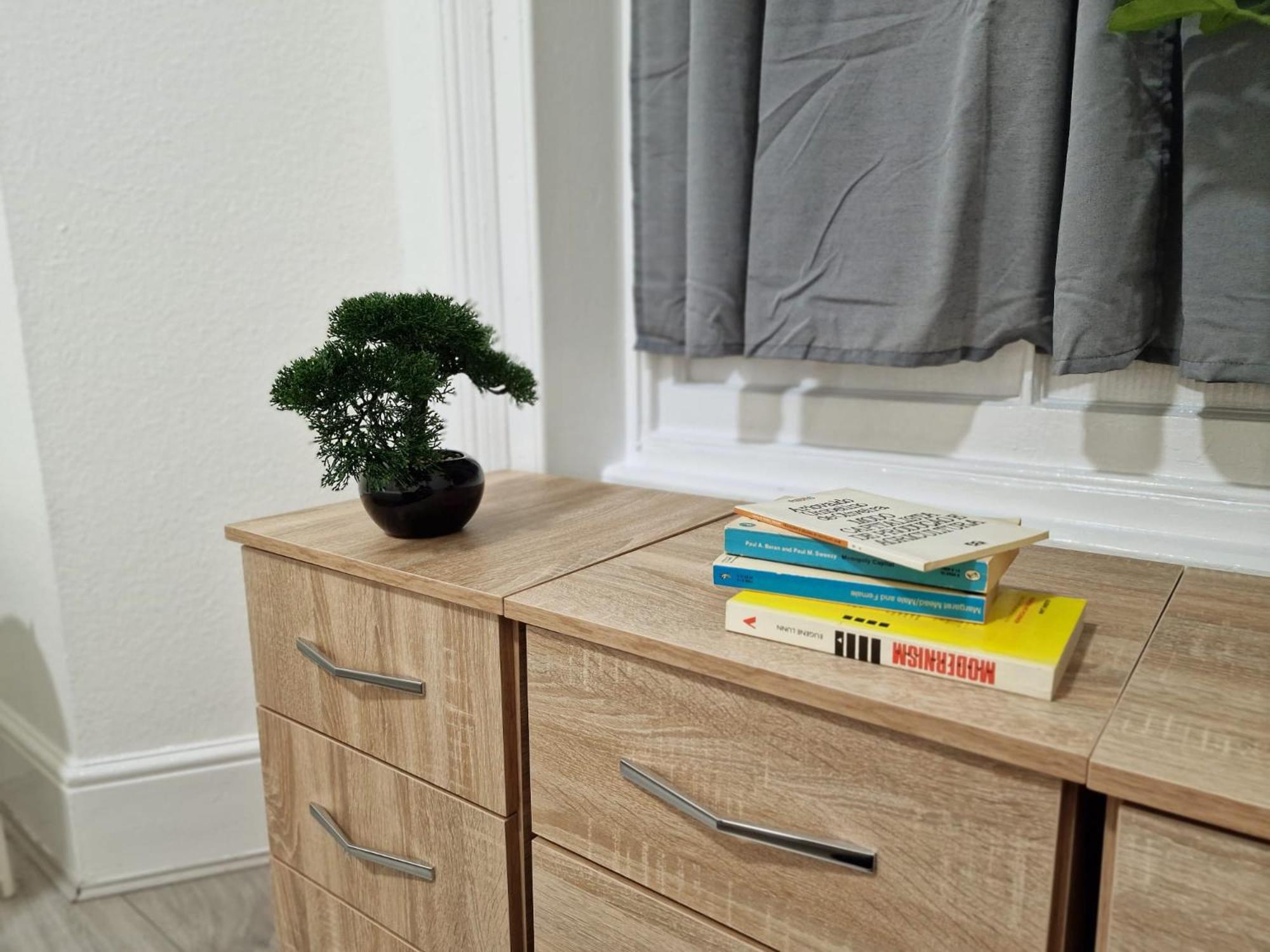 Spacious 4 Bedrooms apartment for 10 near Marble Arch
