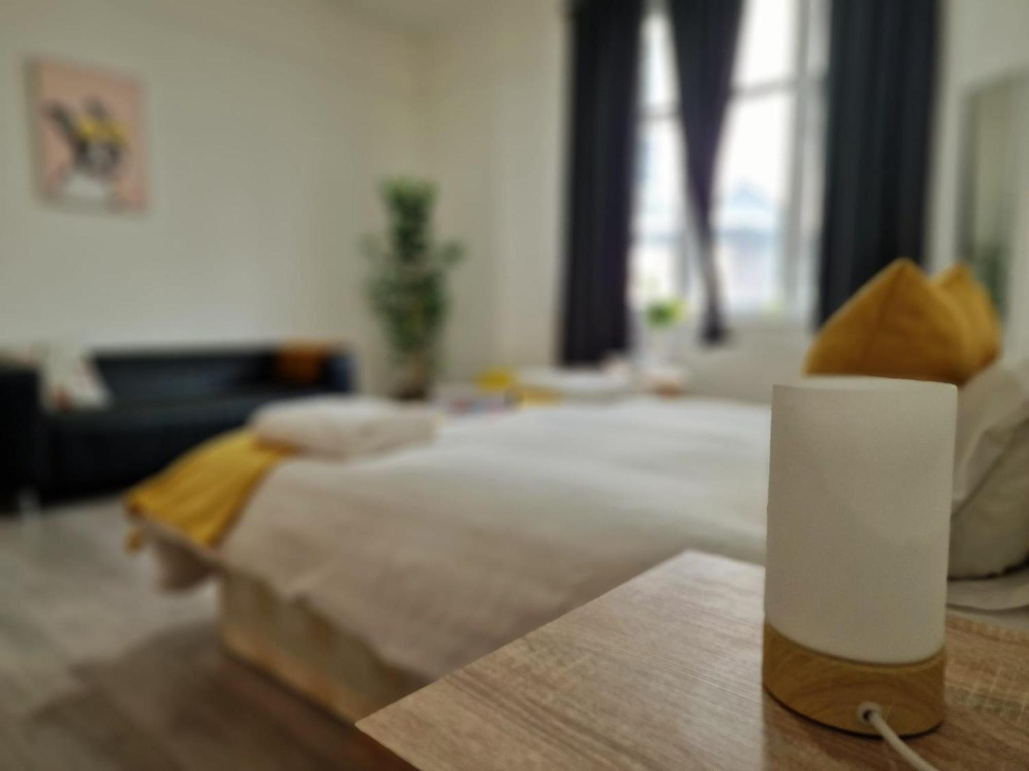 Spacious 4 Bedrooms apartment for 10 near Marble Arch