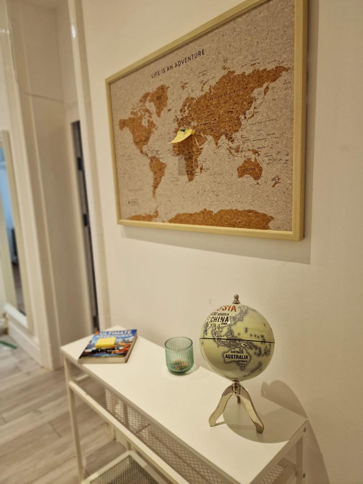 Spacious 4 Bedrooms apartment for 10 near Marble Arch