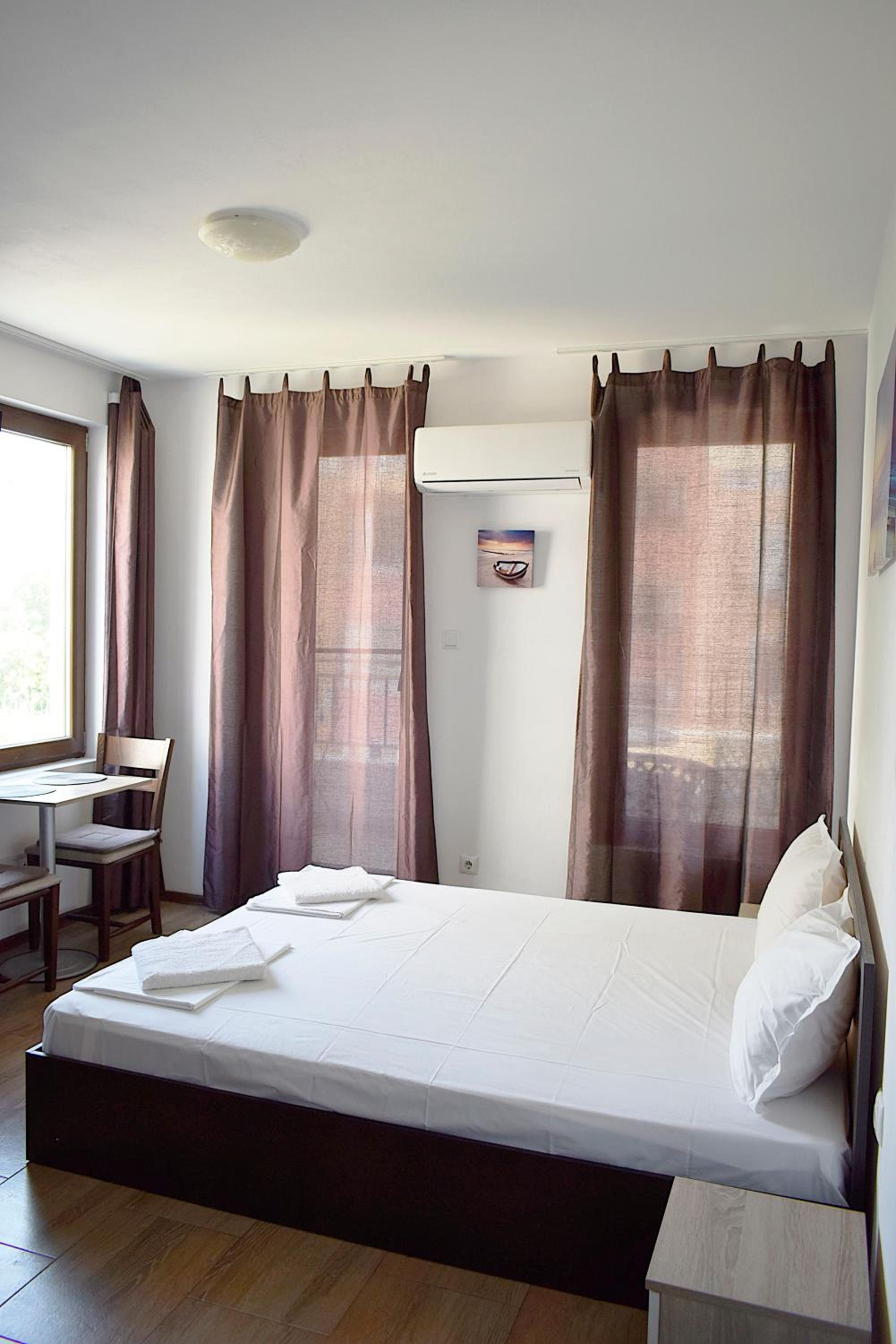 Flora Beach Apartaments