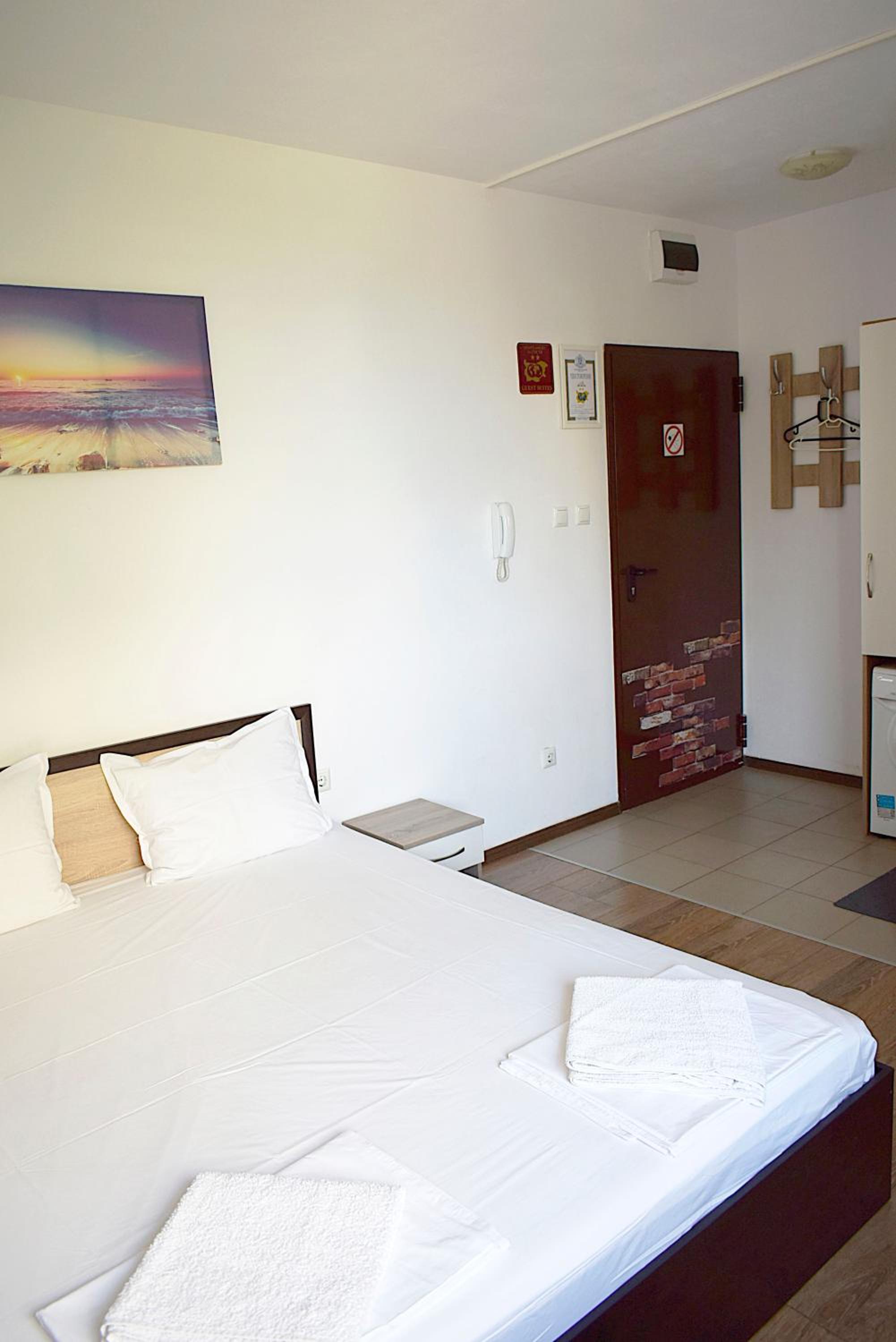 Flora Beach Apartaments