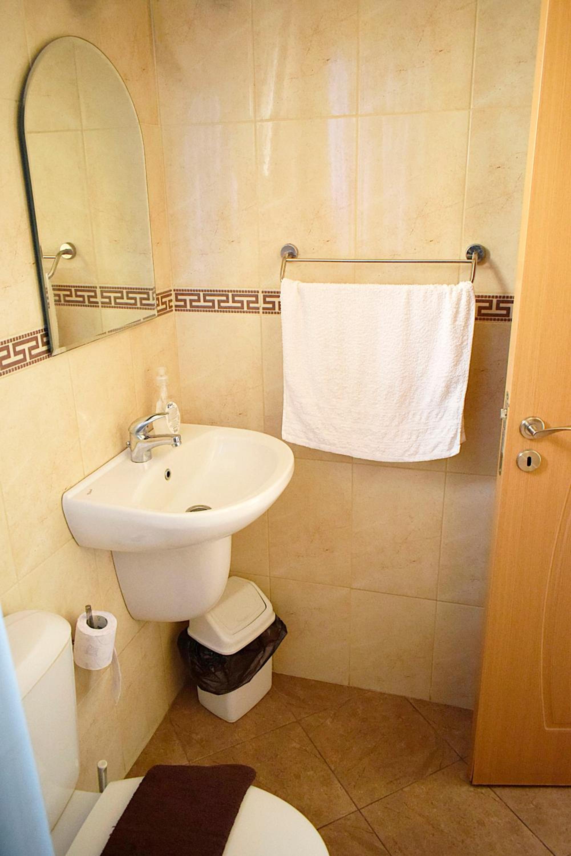 Flora Beach Apartaments