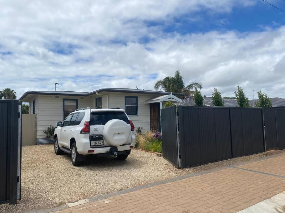 Wine Coast Cottage, Port Willunga
