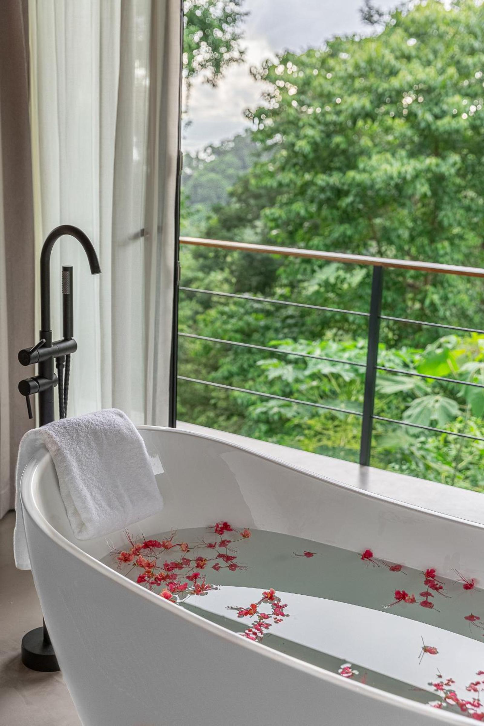 Villa Lasai - Brand New Villa Luxury Villa view 3
