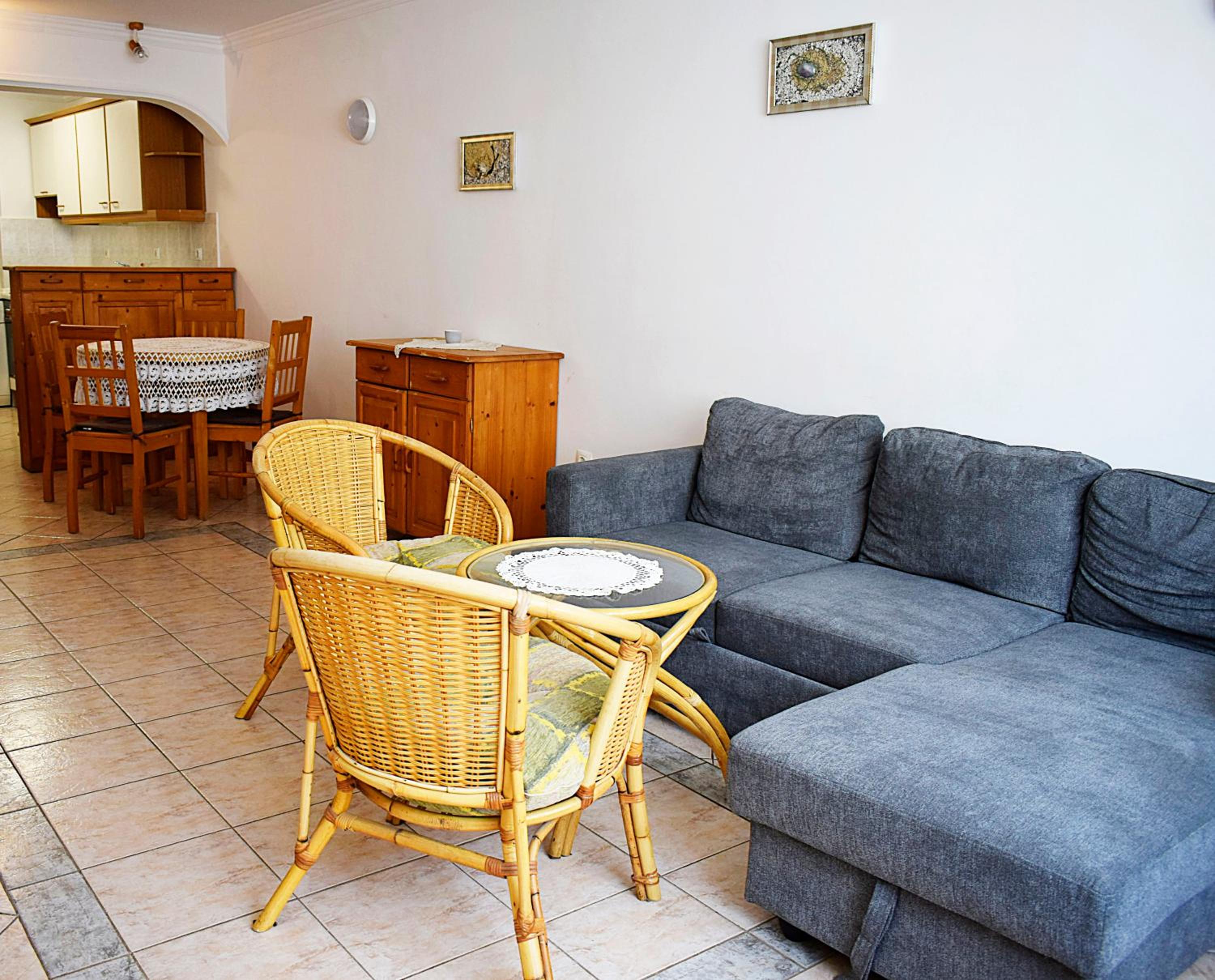 Flora Beach Apartaments