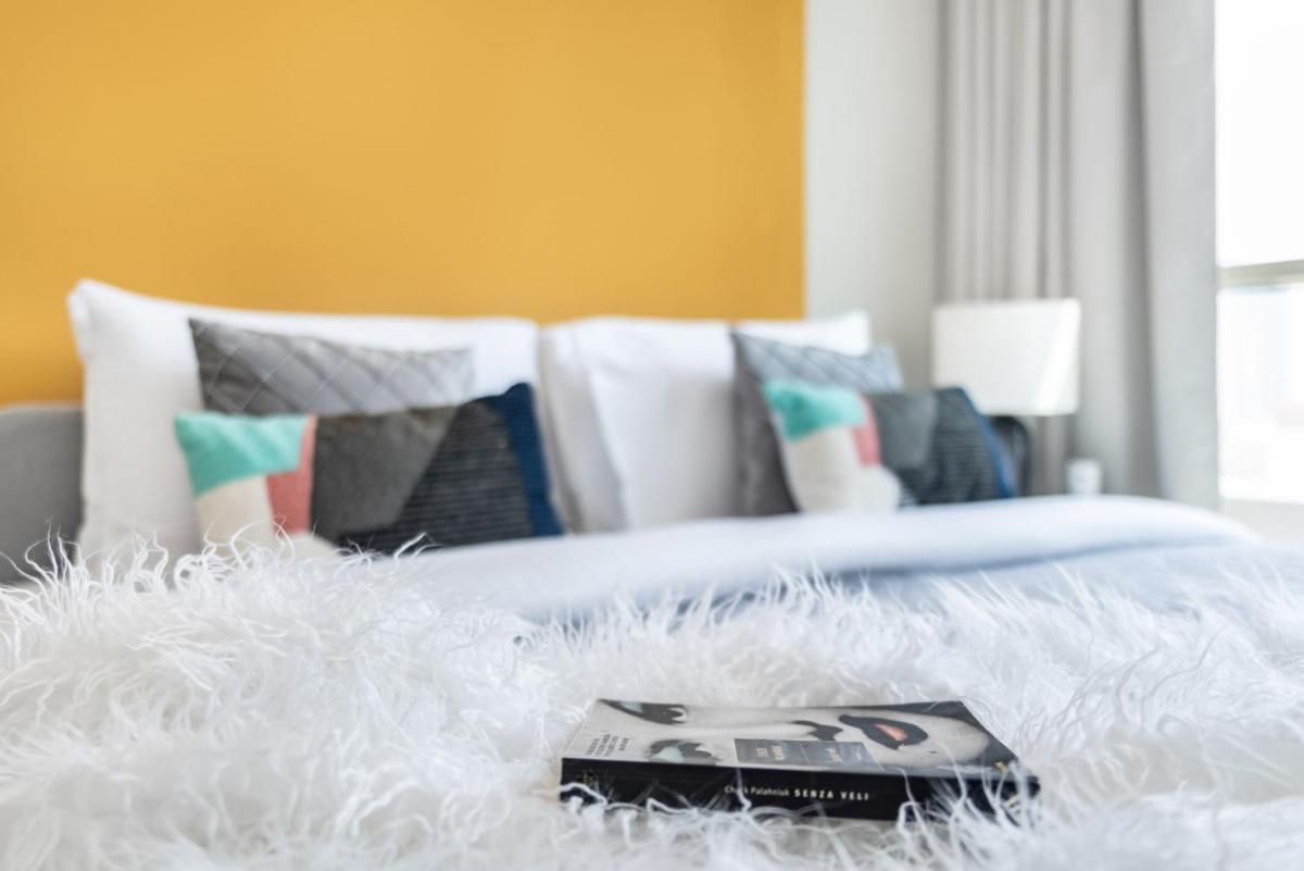 The Smart Concierge - Marina views