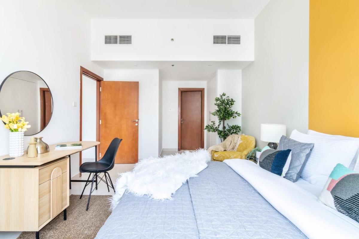 The Smart Concierge - Marina views