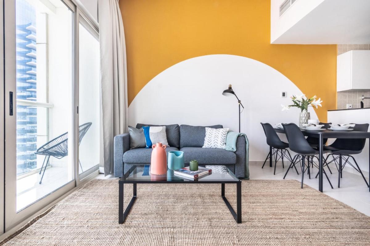 The Smart Concierge - Marina views