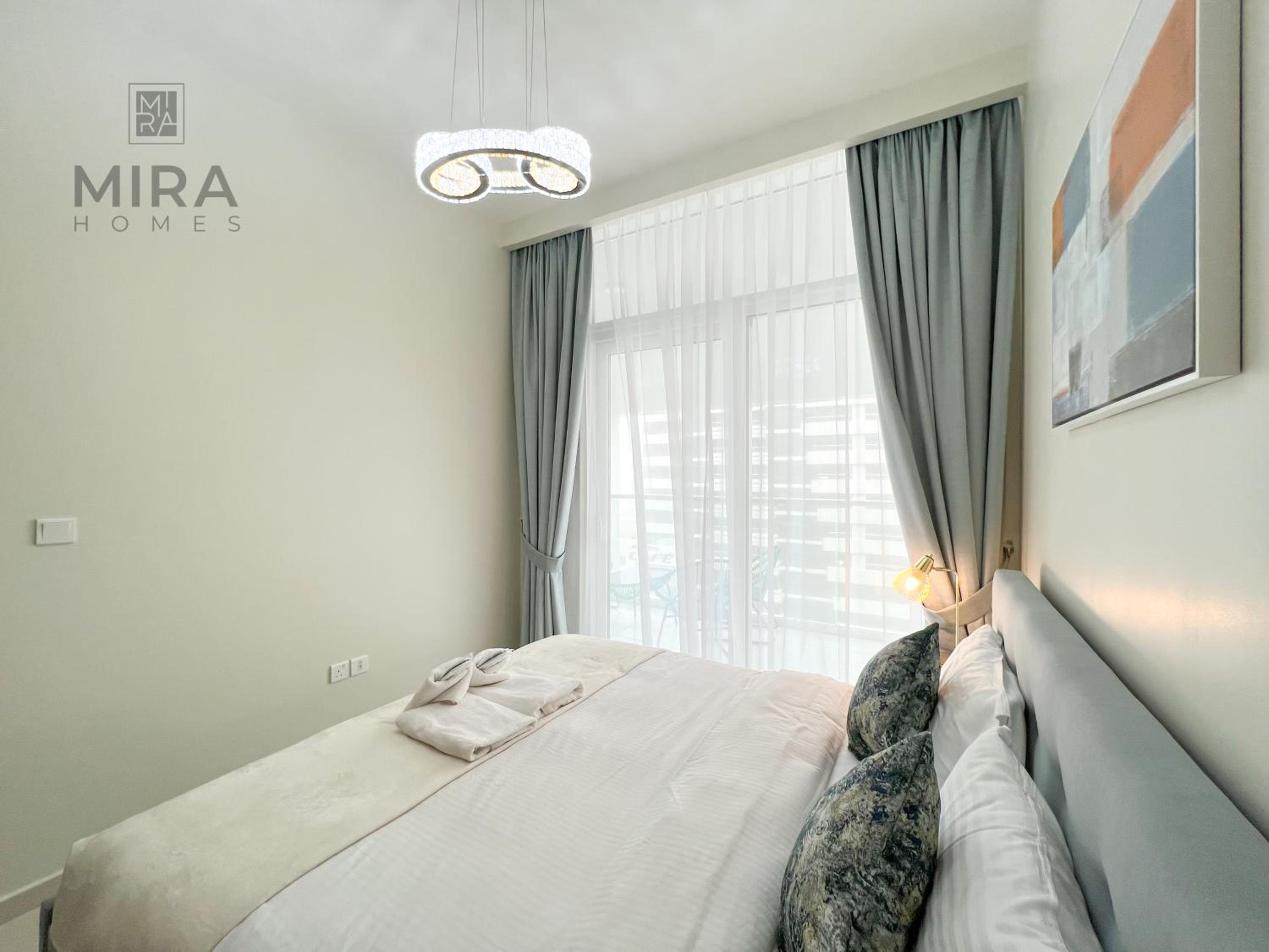 Mira Holiday Homes - Newly furnished 1 bedroom in Business Bay