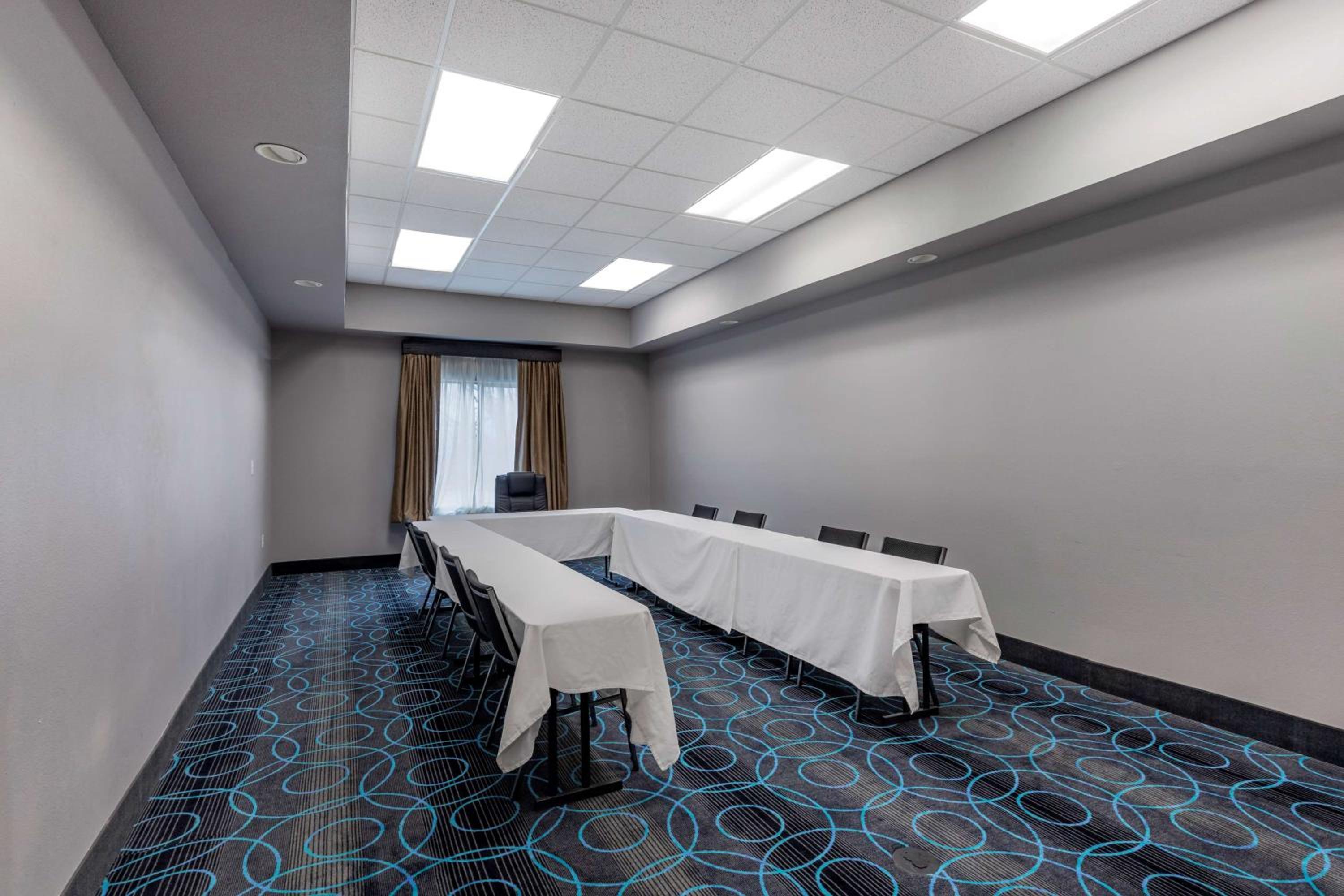 Best Western Plus Pauls Valley