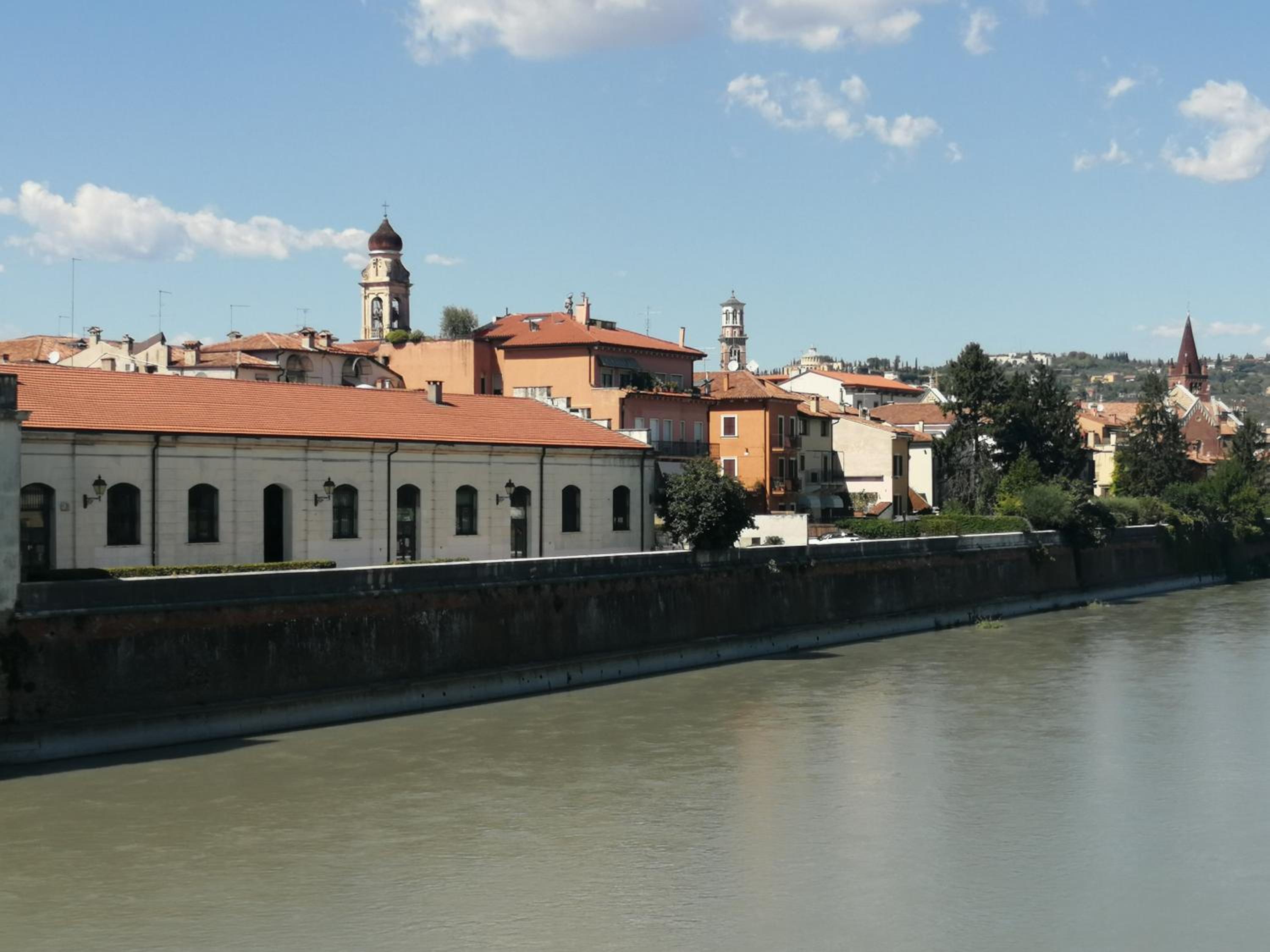 VERONA GODDESS HOUSE