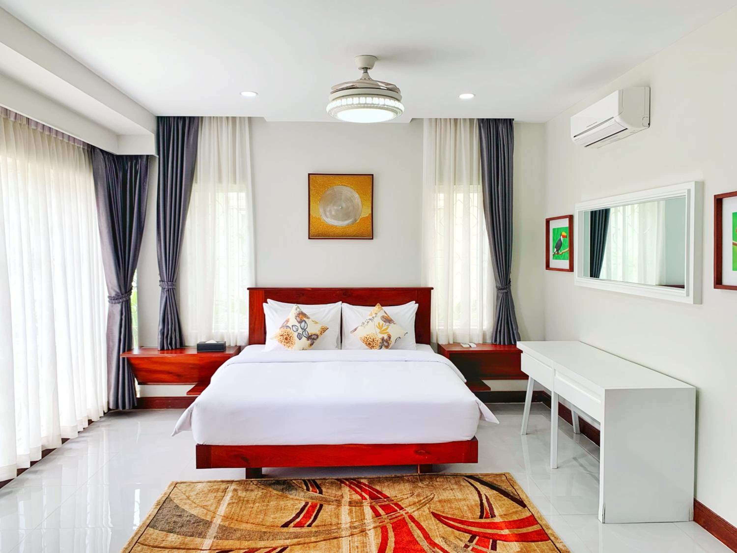 My Key Premier Palace Private Villa view 2