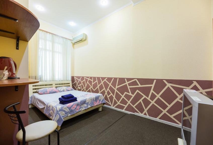 Mini-hotel in the heart of Kiev view 2