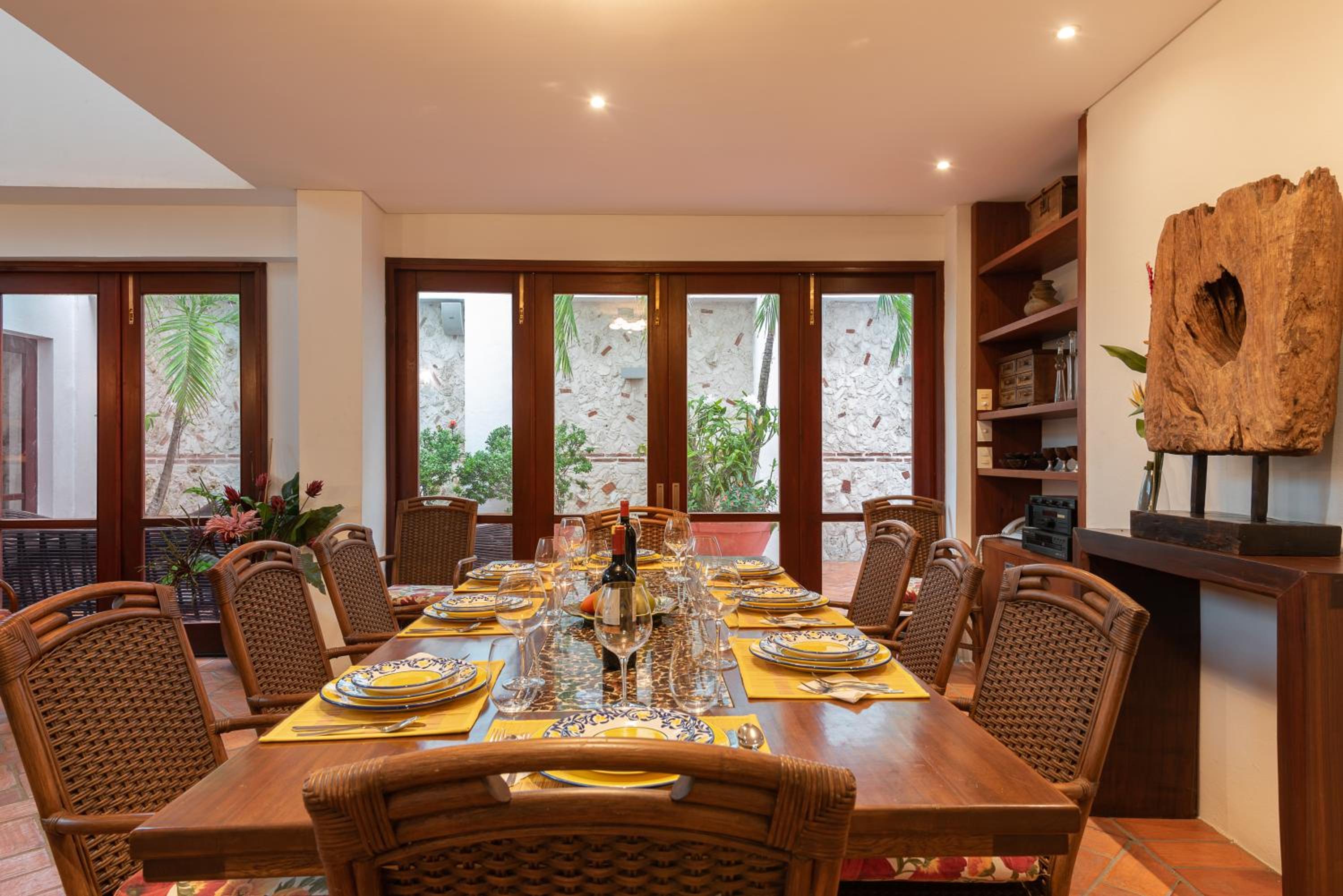 dining