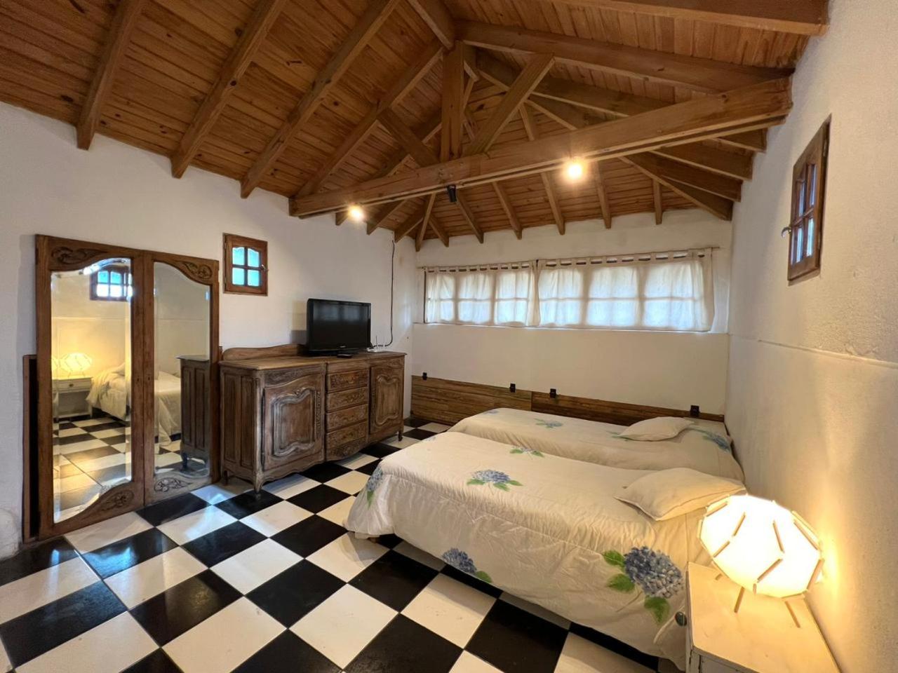 ENCANTO DEL BOSQUE Casa Bosque Peralta Ramos
