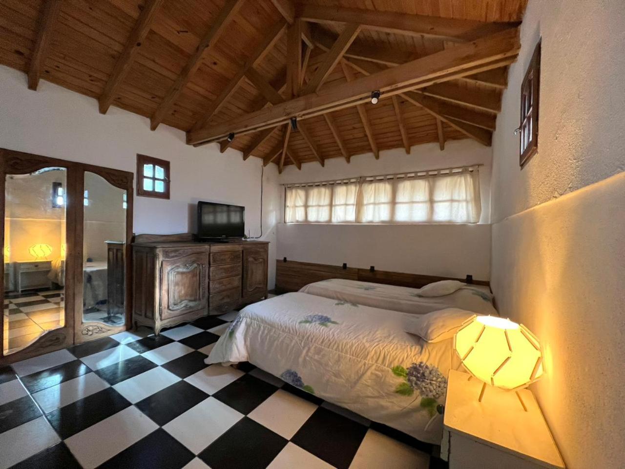 ENCANTO DEL BOSQUE Casa Bosque Peralta Ramos