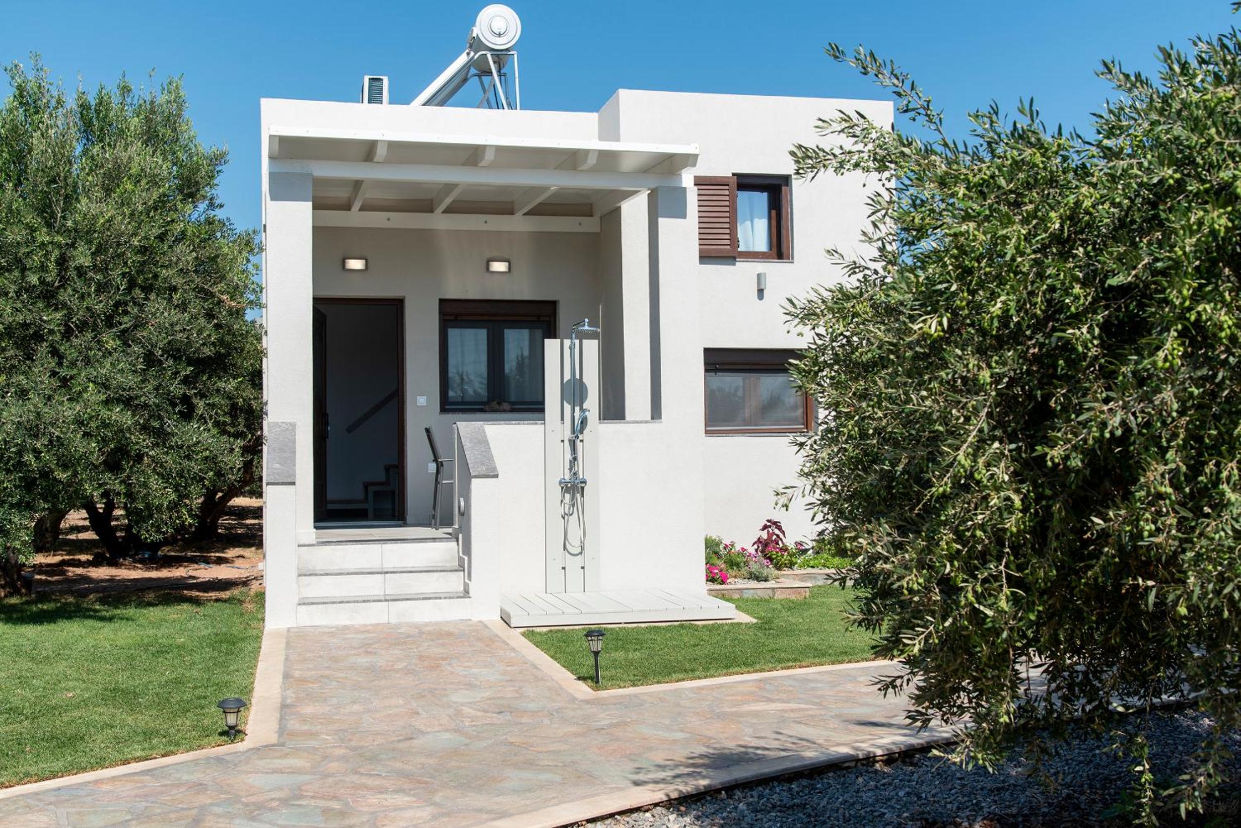 Emmy Villa