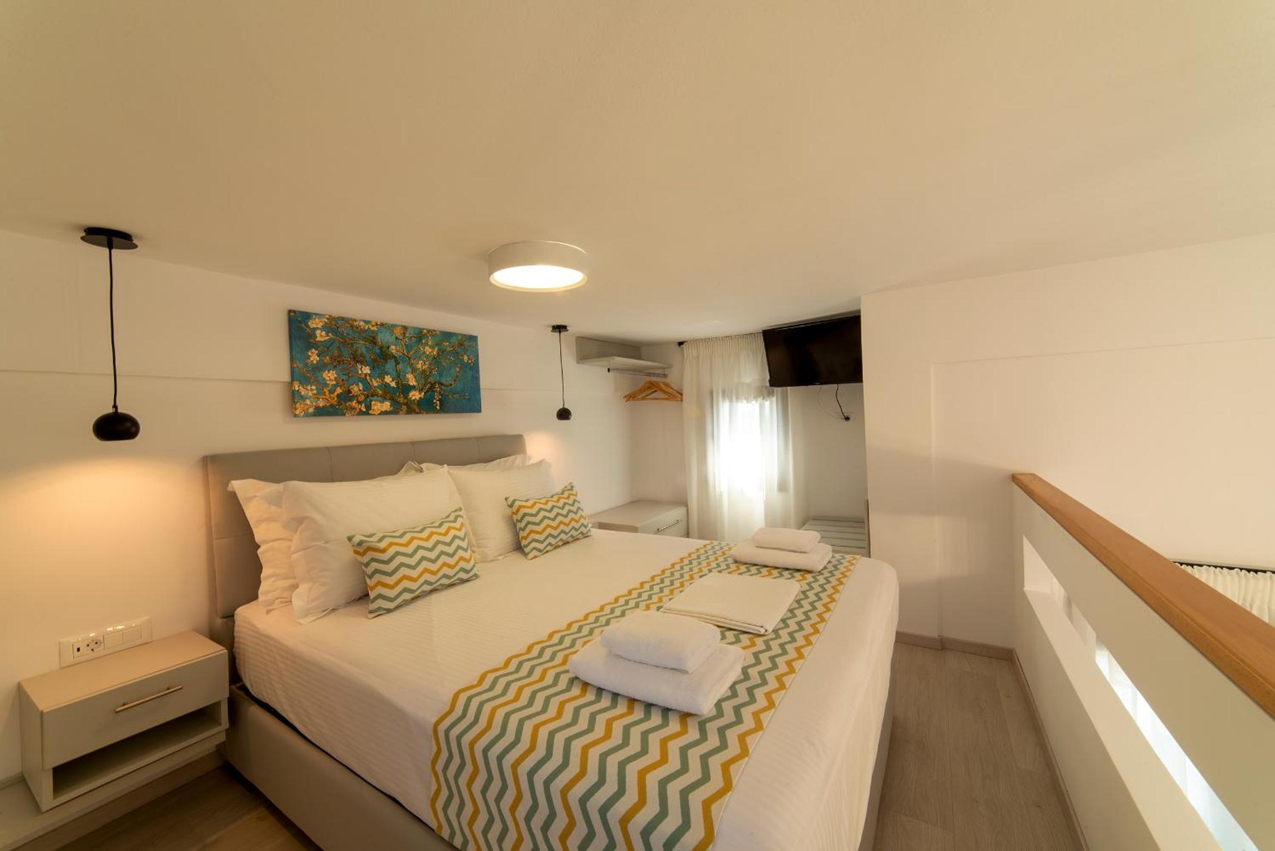 Emmy Villa