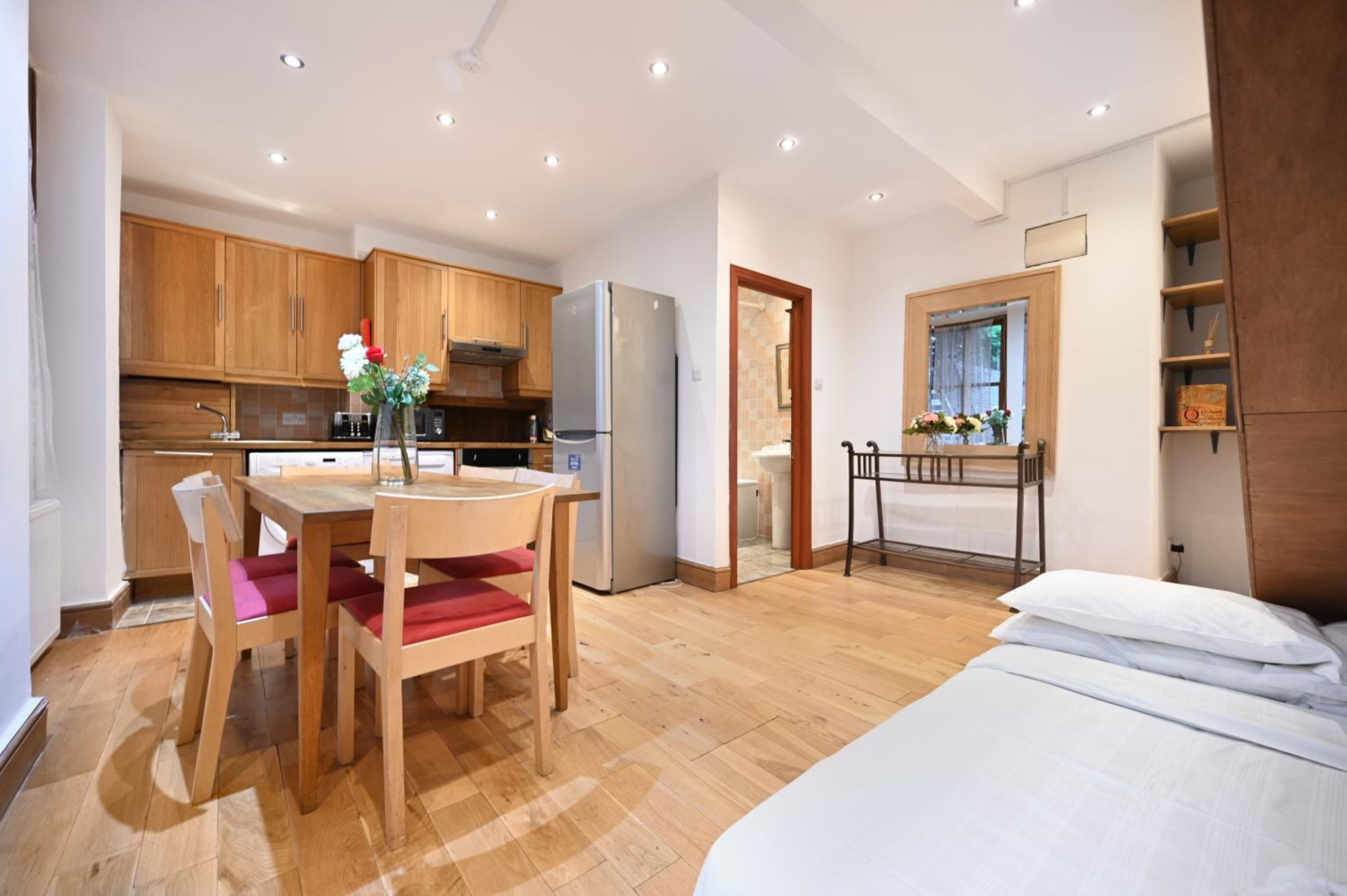 Imperial Earls Court Apartments