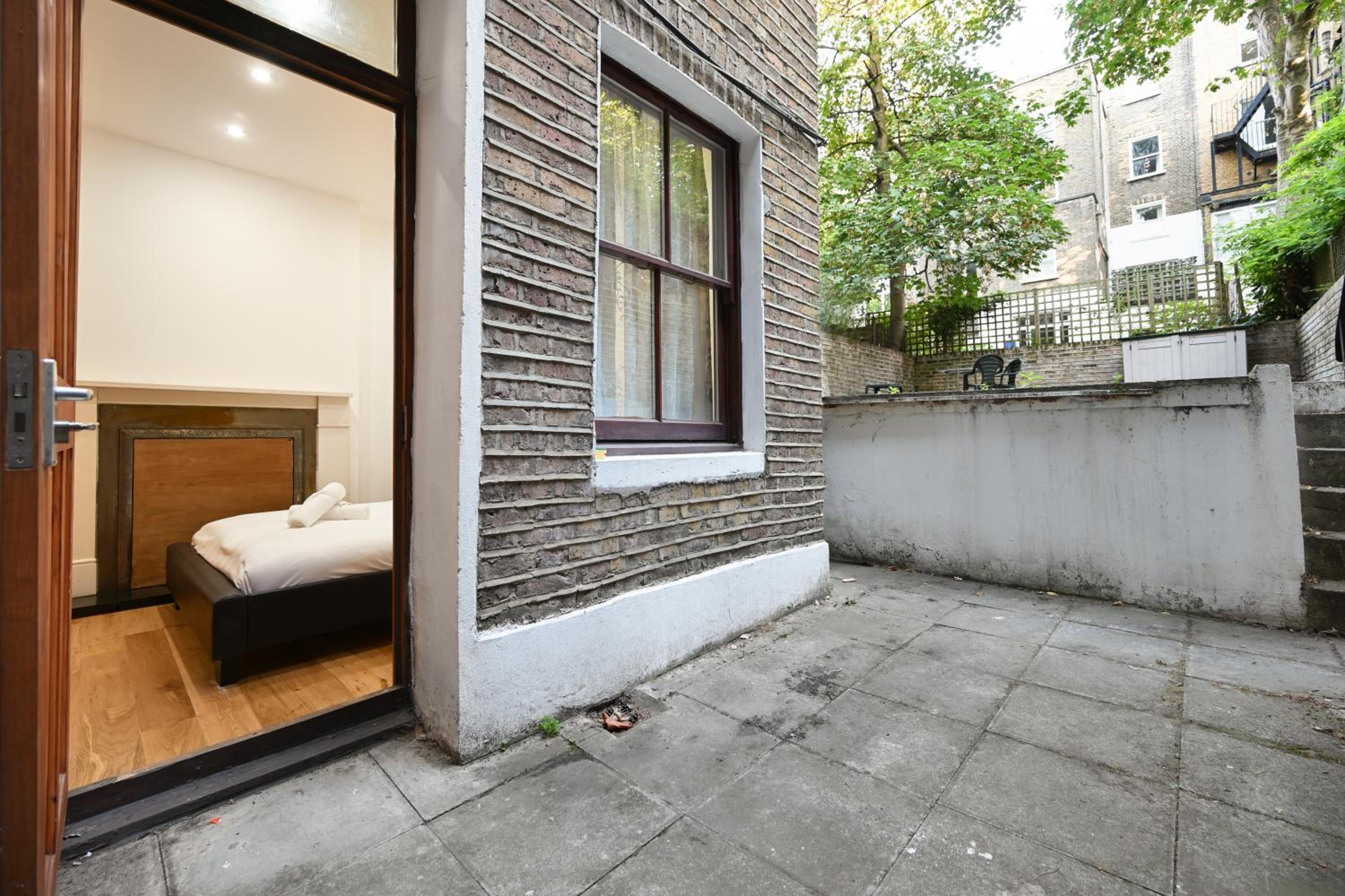 Imperial Earls Court Apartments