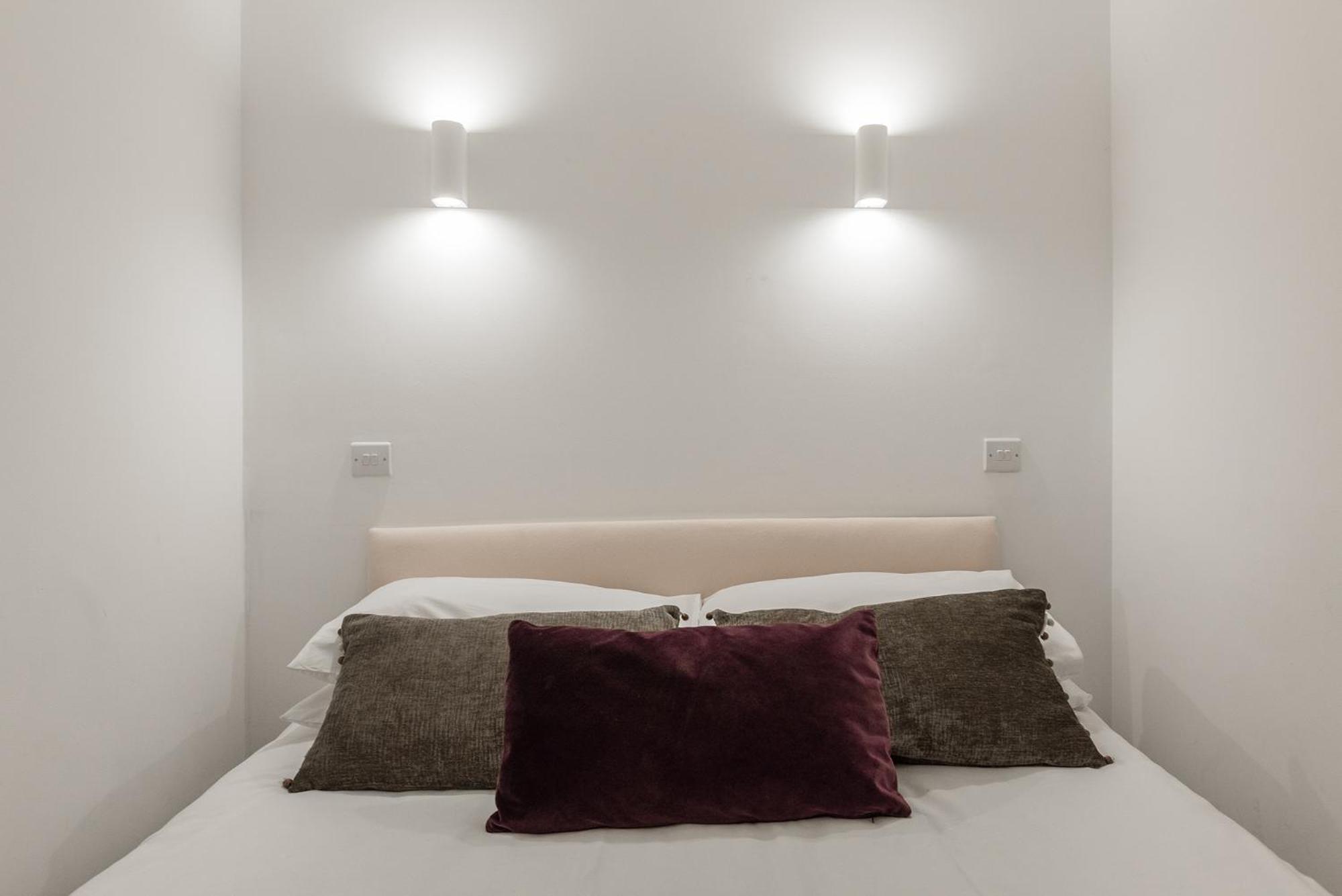 Paddington/Lancaster Gate Luxury Apartment by Hyde Park