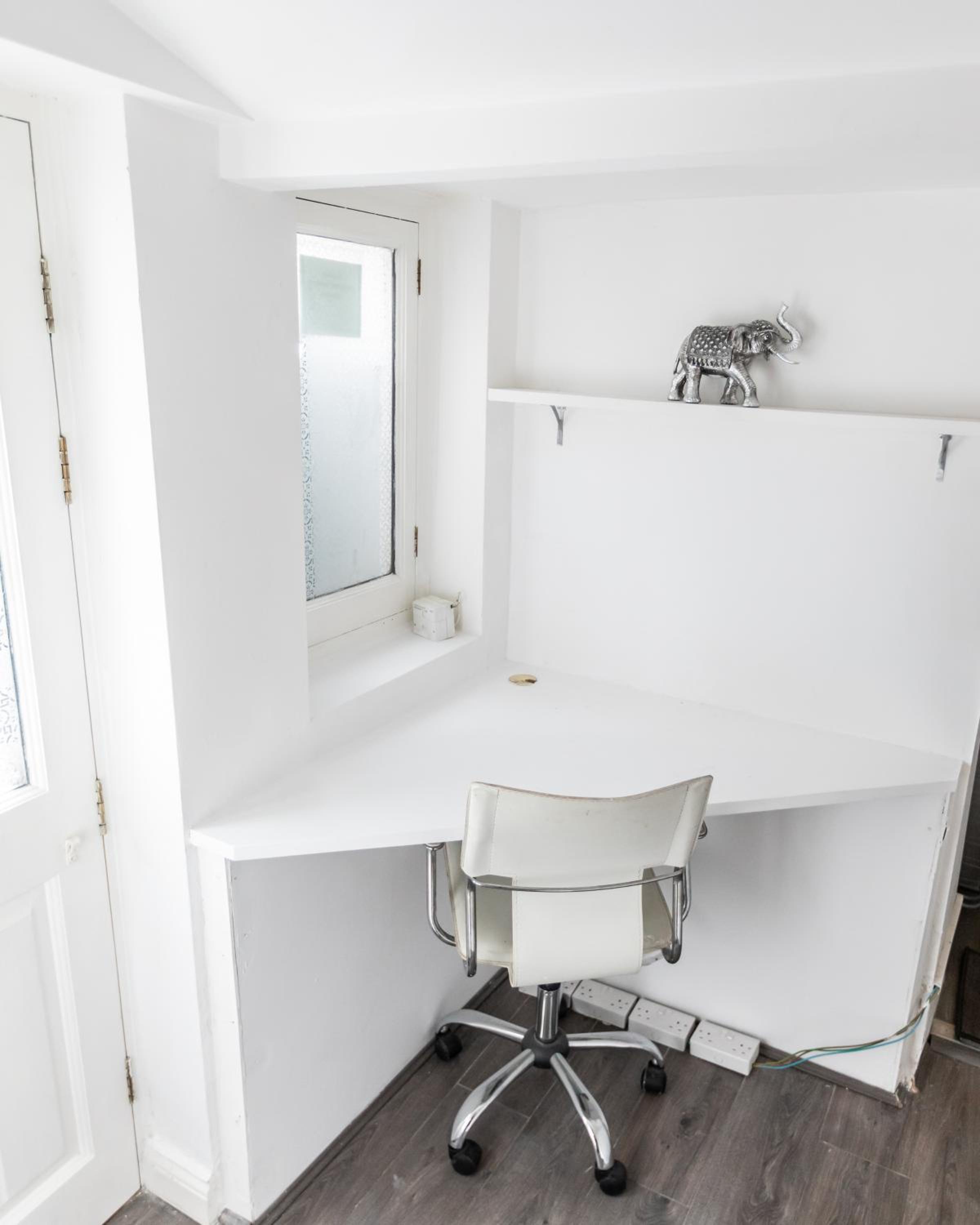 Paddington/Lancaster Gate Luxury Apartment by Hyde Park