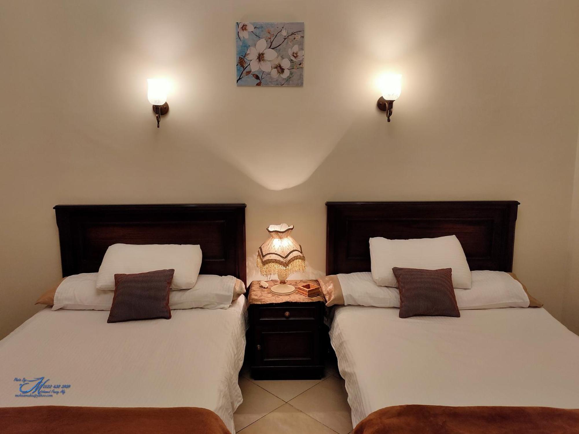 Triomphe Hostel view 4