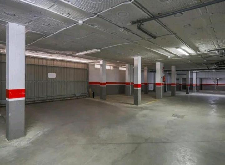 Apartamento con patio y piscina cerca de Sevilla