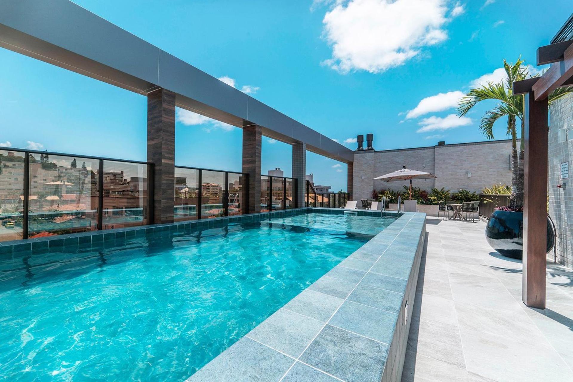 Sunrise Apartment for Rent with 2 suites