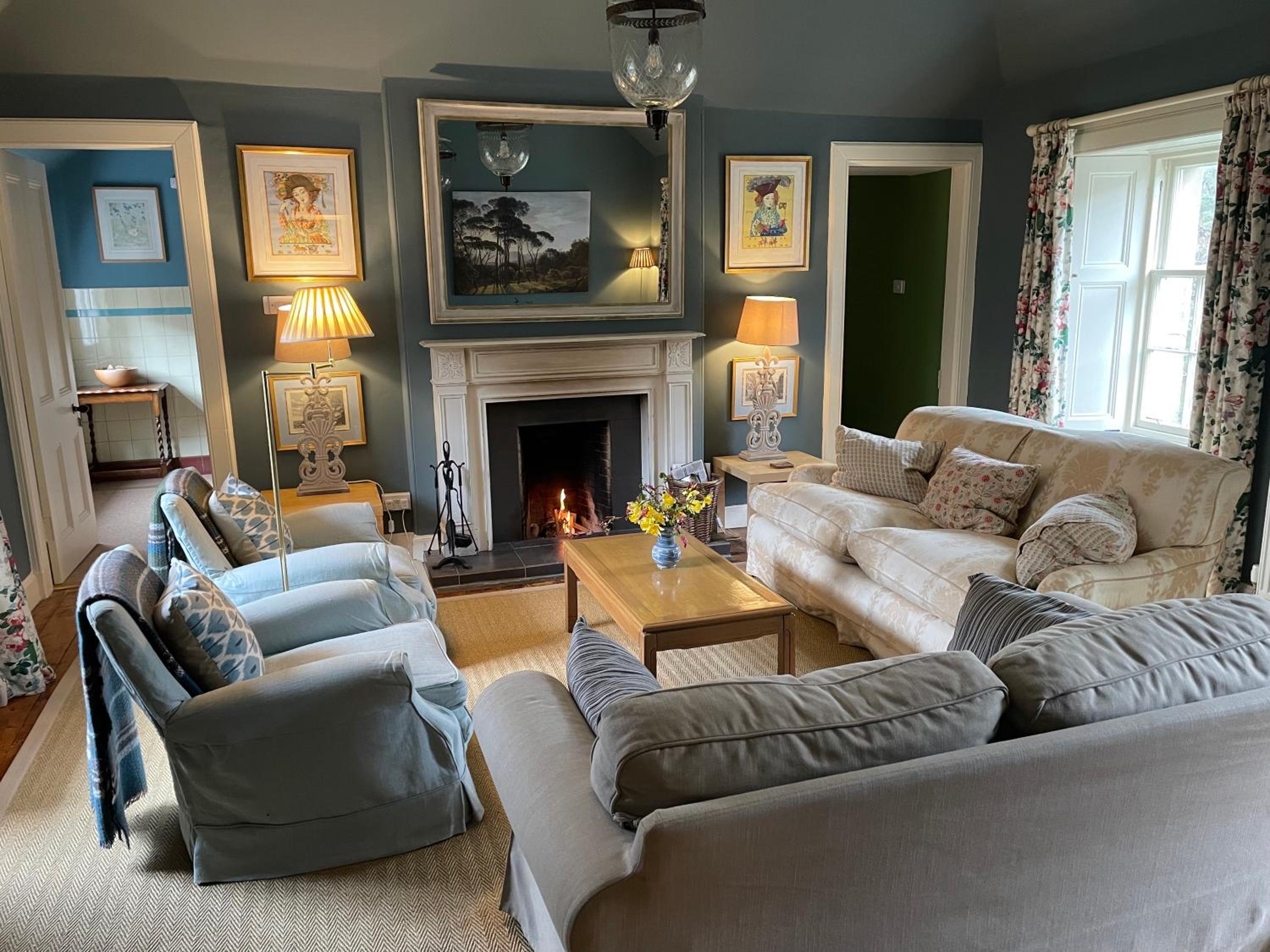 Neidpath Castle Cottage view 5