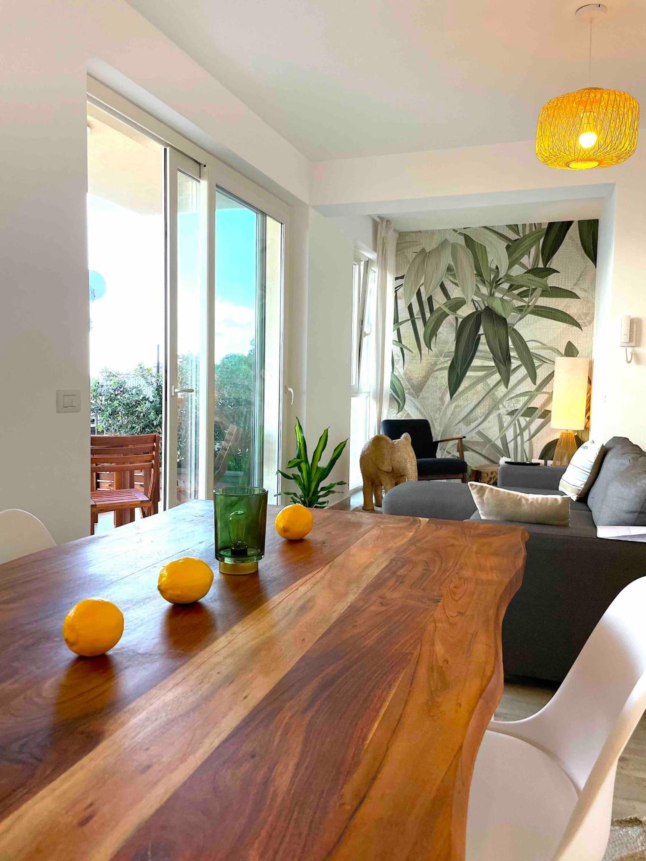 Hotel Casa Cannoni - Delizioso Appartamento Fronte Mare vista Stretto di Messina - Image 1