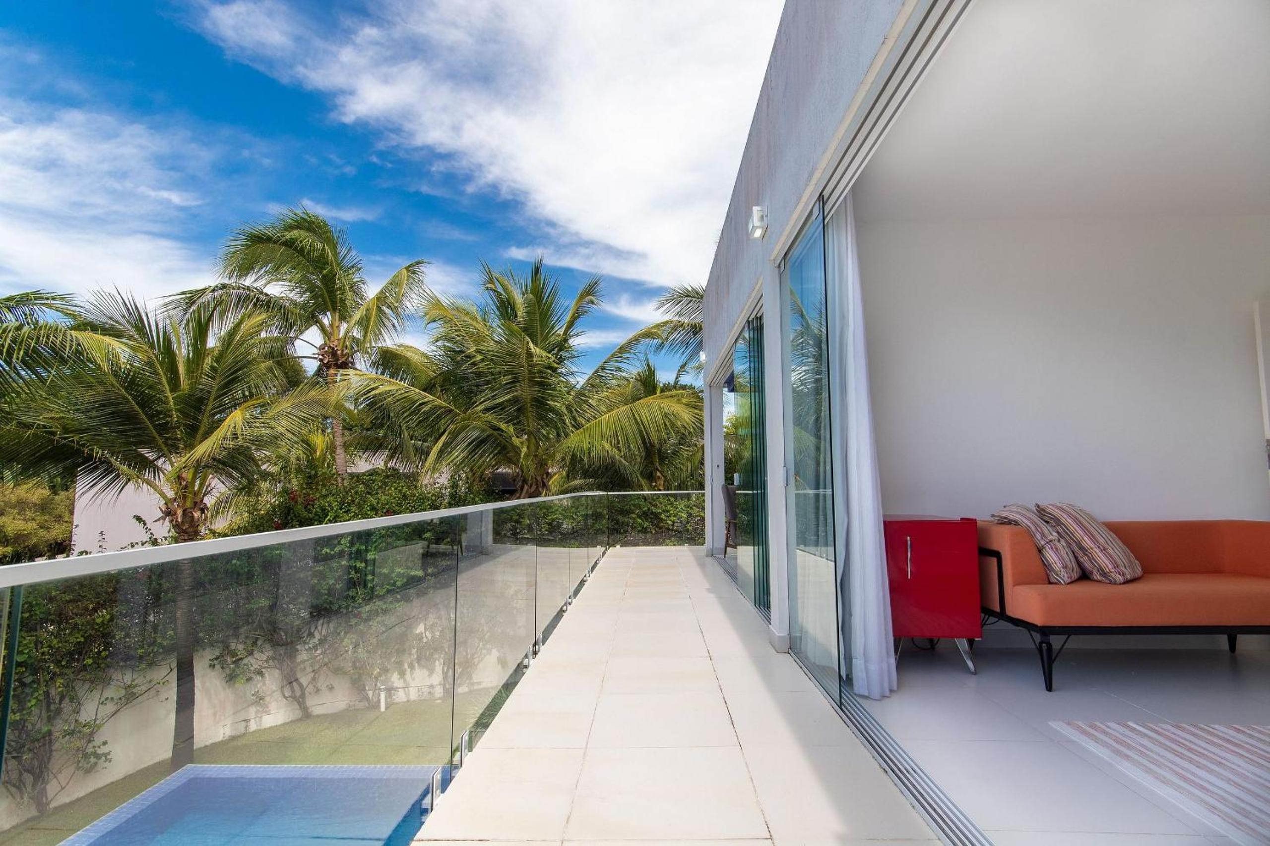 Tree House with Private Pool By Carpediem