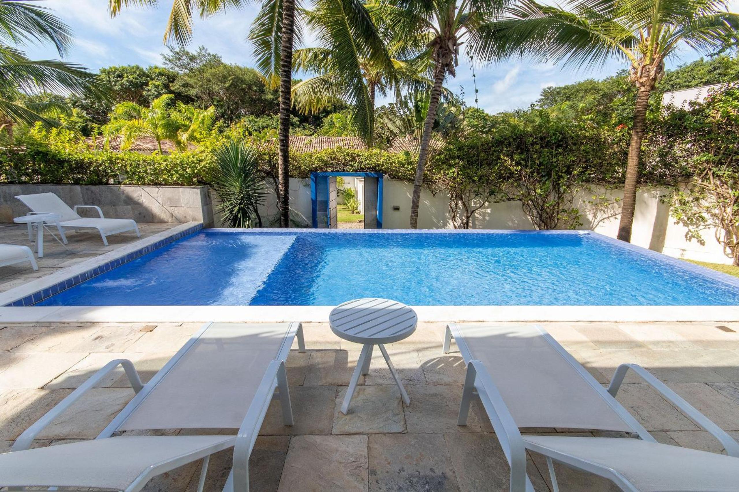 Tree House with Private Pool By Carpediem