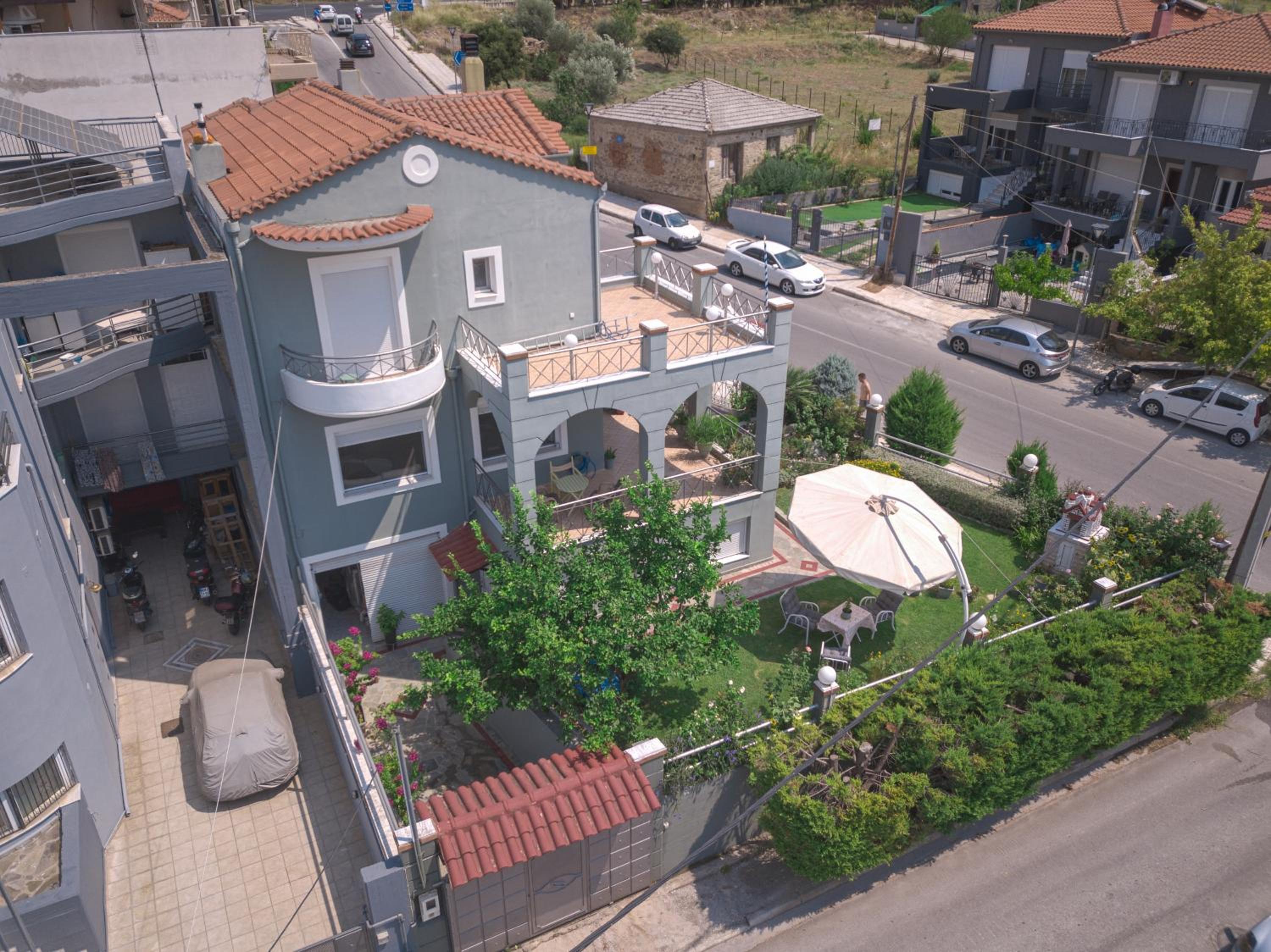 Apollon house