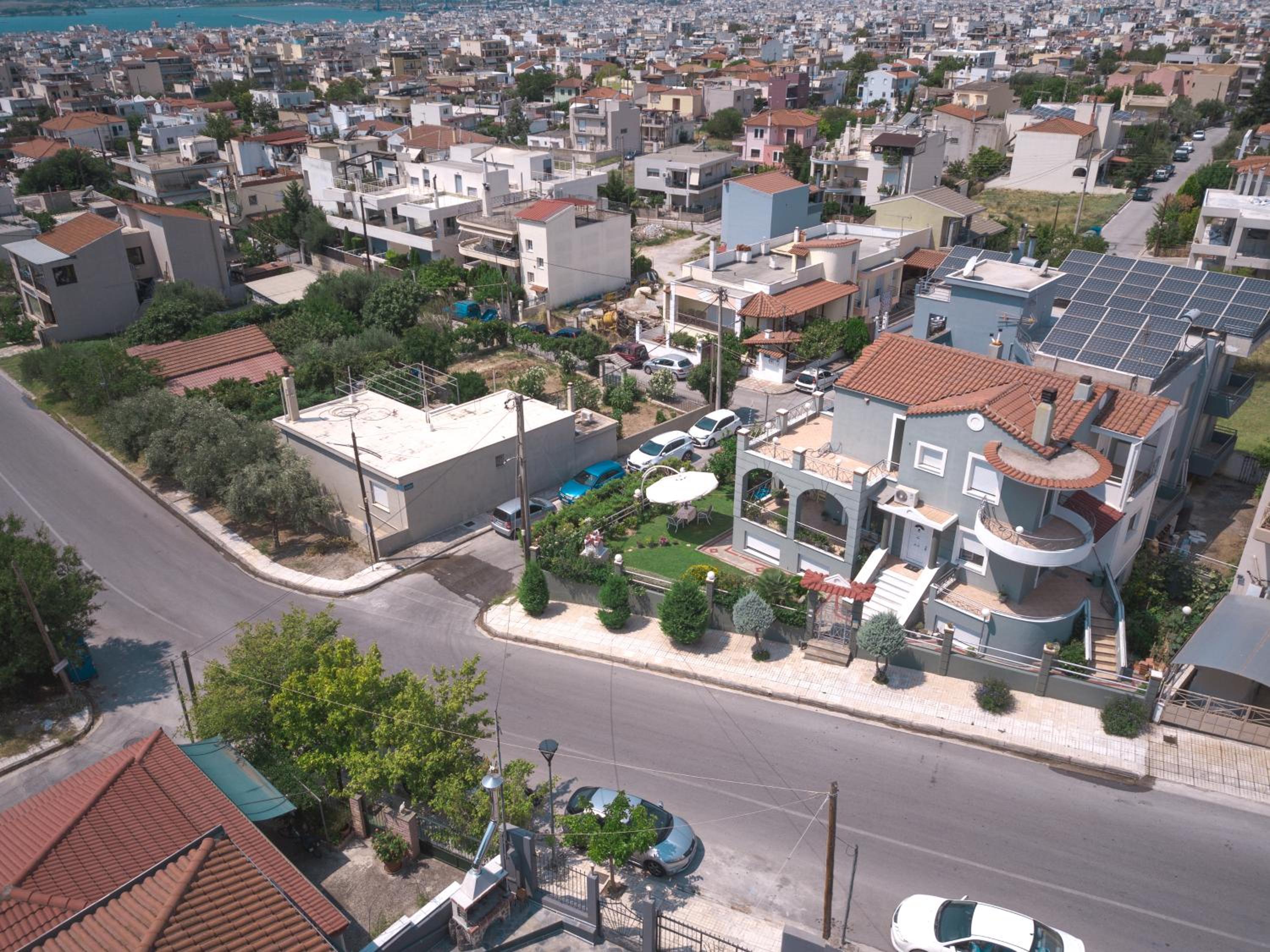 Apollon house