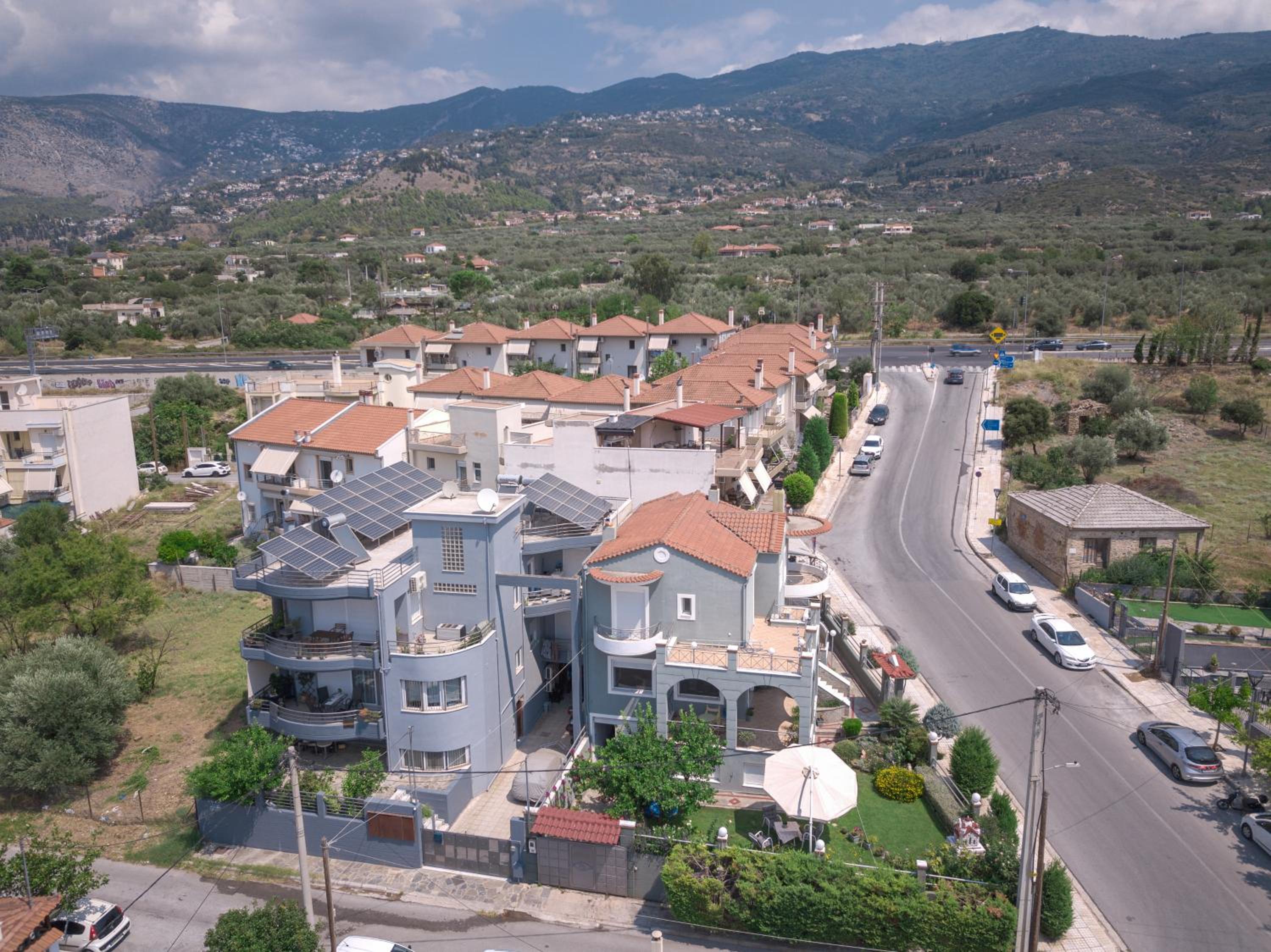 Apollon house