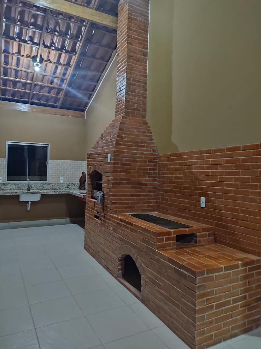 CASA DE CAMPO Banheira, Lareira e Cachoeira