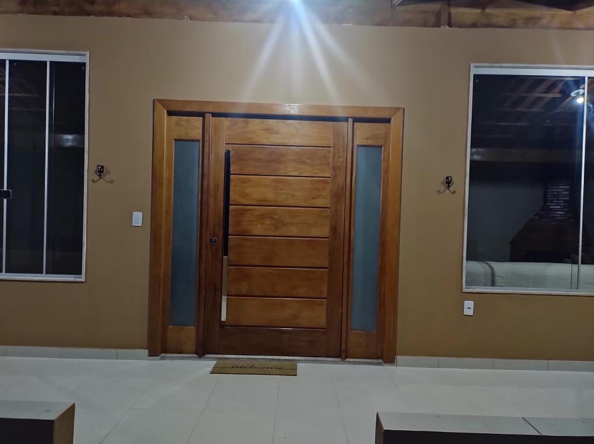 CASA DE CAMPO Banheira, Lareira e Cachoeira