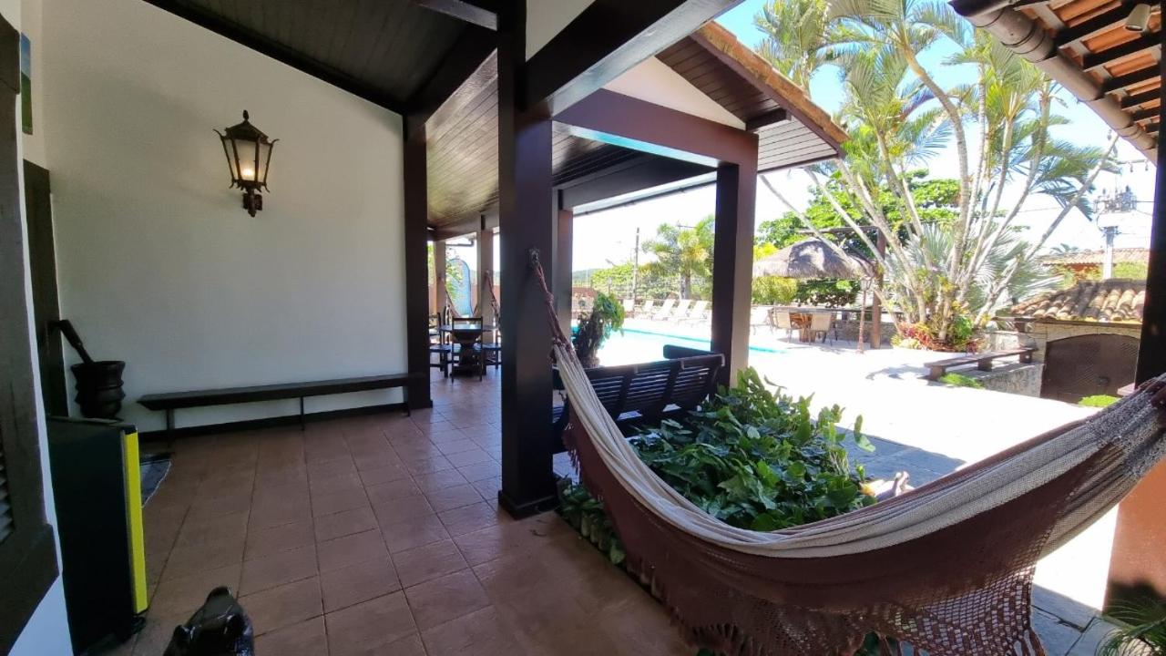 Casa 10 suítes, até 64 pessoas, Praia Ferradura