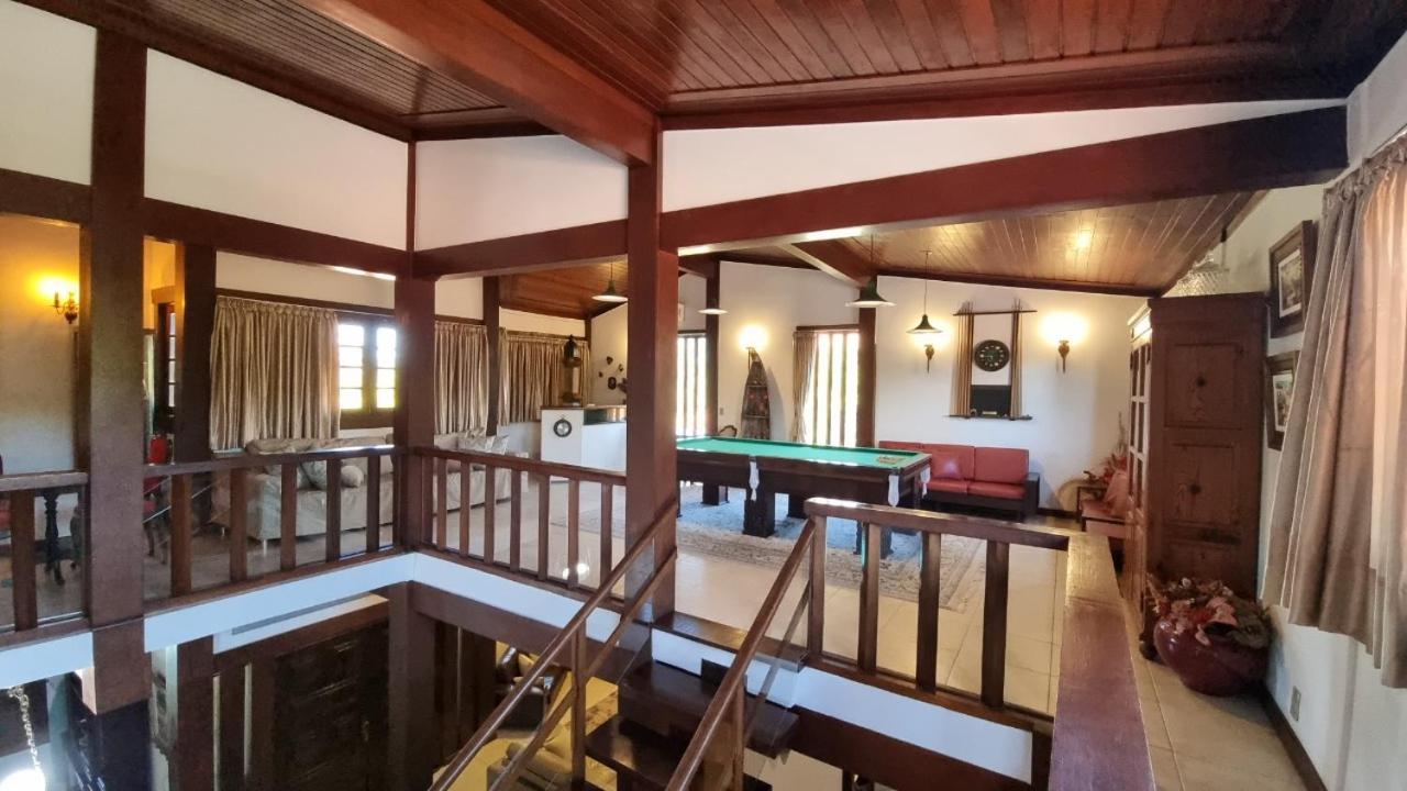 Casa 10 suítes, até 64 pessoas, Praia Ferradura