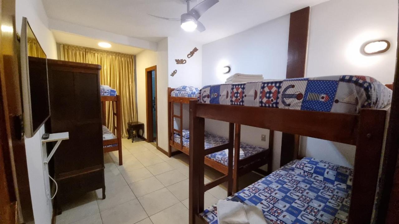 Casa 10 suítes, até 64 pessoas, Praia Ferradura